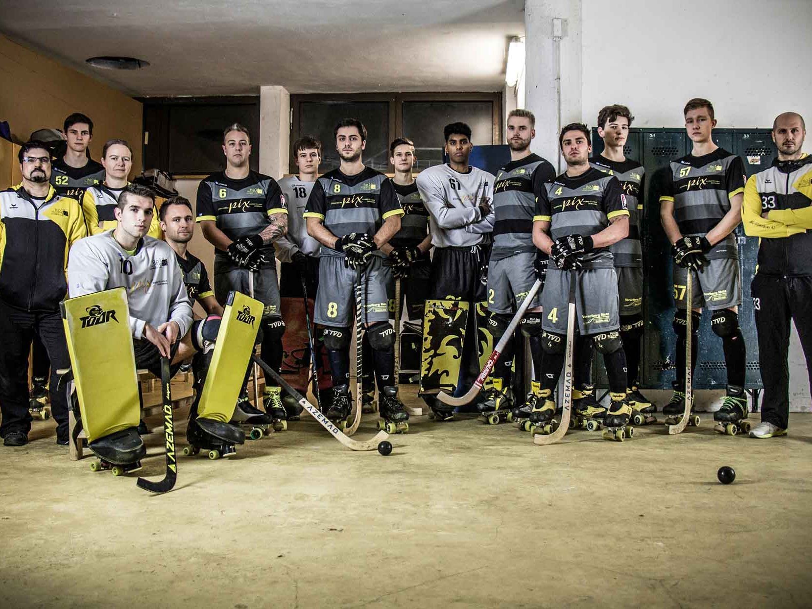 Dornbirns Rollhockey-Cracks sind bereit für den Saison-Start am Samstag.