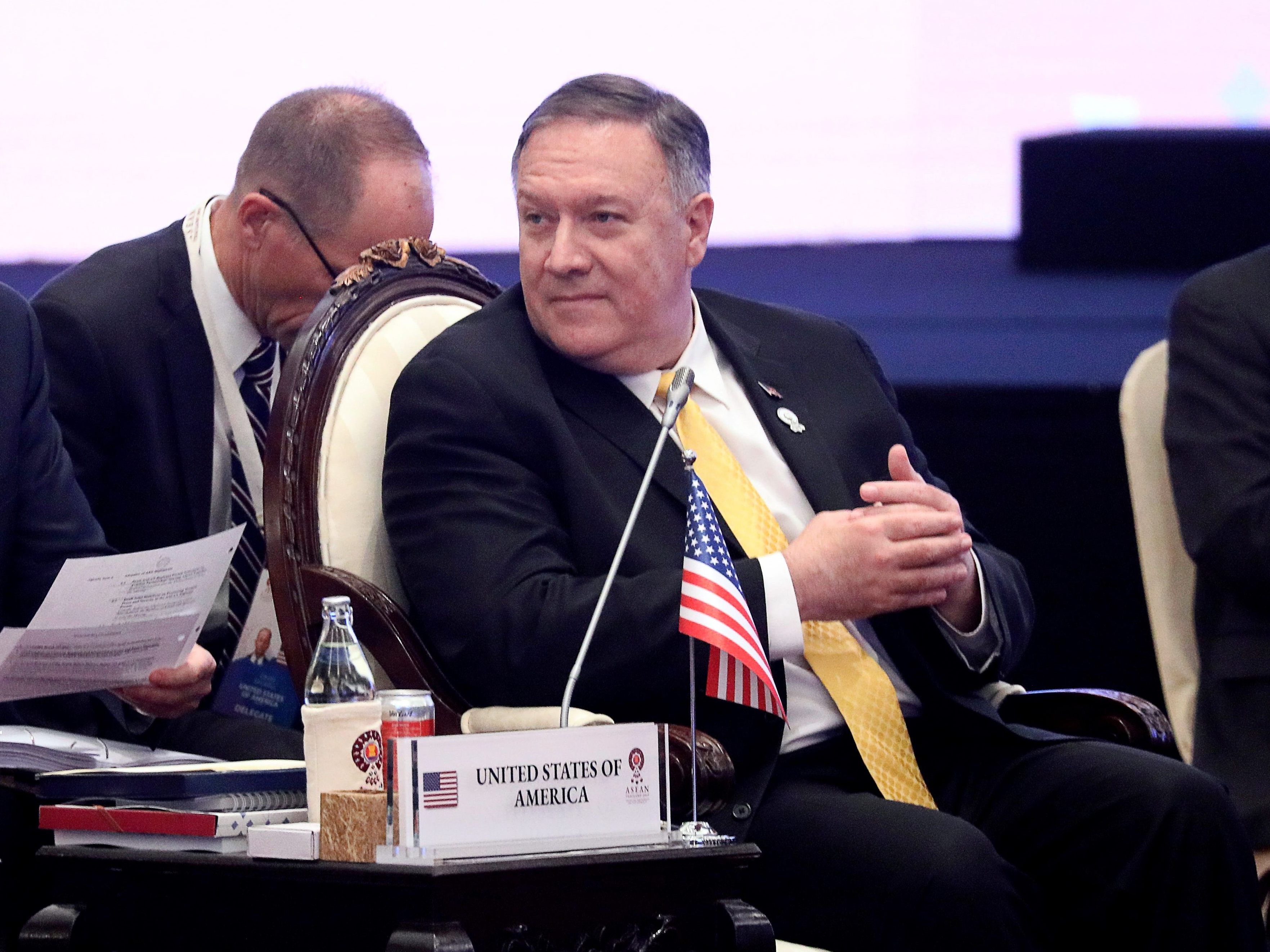 US-Außenminister verkündet den formalen Ausstieg aus dem INF-Vertrag. US-Außenminister verkündet den formalen Ausstieg aus dem INF-Vertrag.