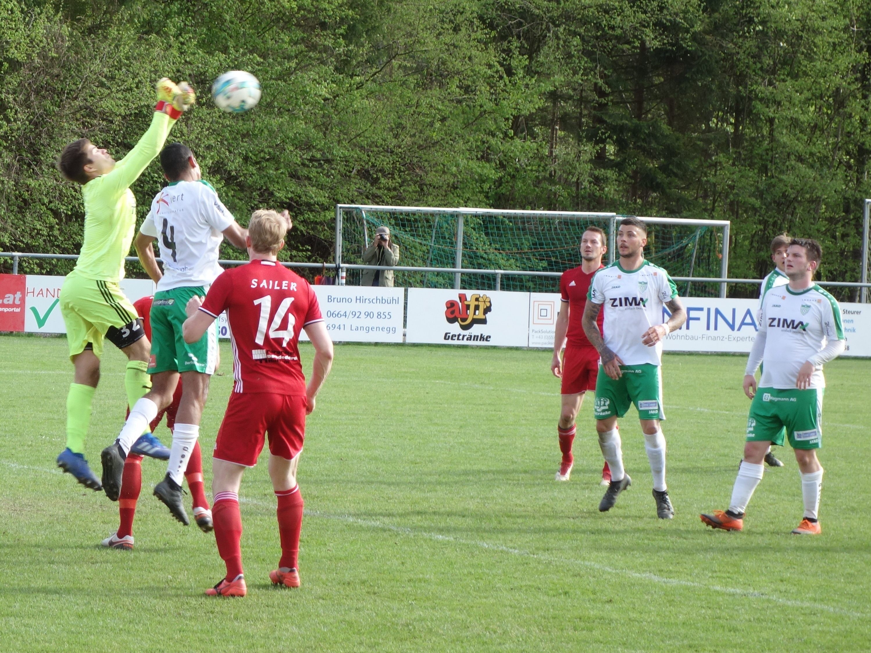 FCL-Goalie Michael Wohlgenannt hielt in der Schussphase den Punkt fest. FCL-Goalie Michael Wohlgenannt hielt in der Schussphase den Punkt fest.