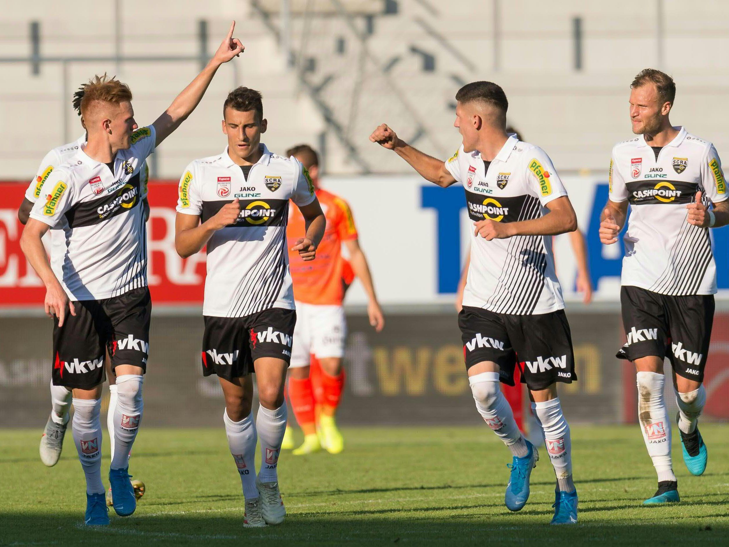 LIVE-Ticker zum Spiel SCR Altach gegen SKN St. Pölten ab 14.30 Uhr. LIVE-Ticker zum Spiel SCR Altach gegen SKN St. Pölten ab 14.30 Uhr.