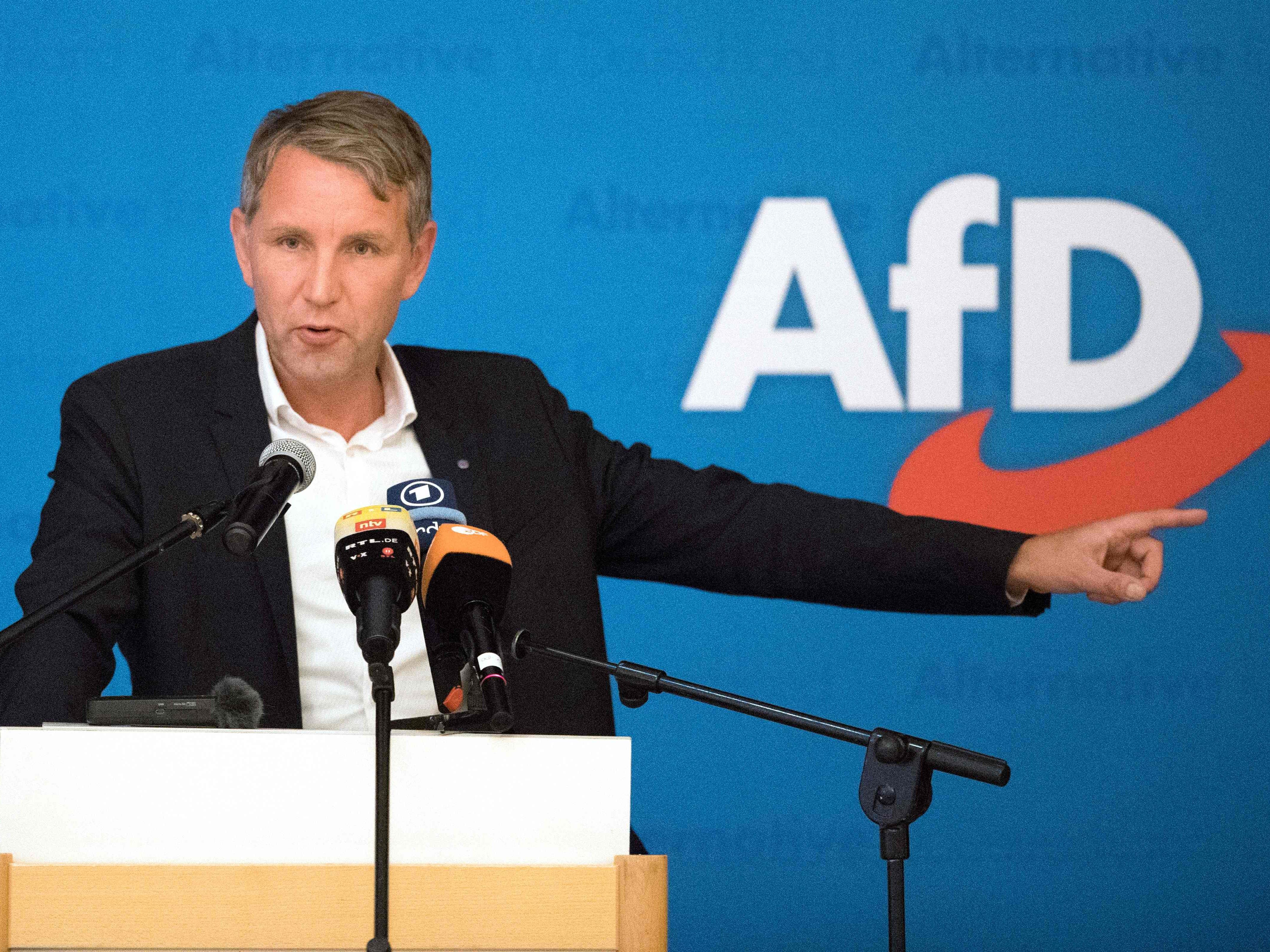 Björn Höcke brach das Interview nach etwa zehn Minuten ab. Björn Höcke brach das Interview nach etwa zehn Minuten ab.
