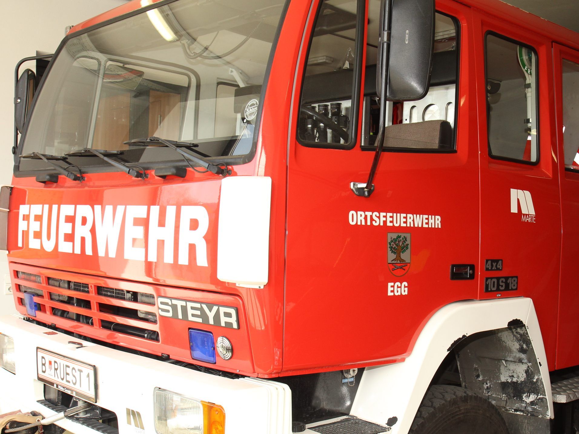 Die Feuerwehren Au und Egg waren ebenso wie die Bergrettung Au im Einsatz. (Symbolbild)