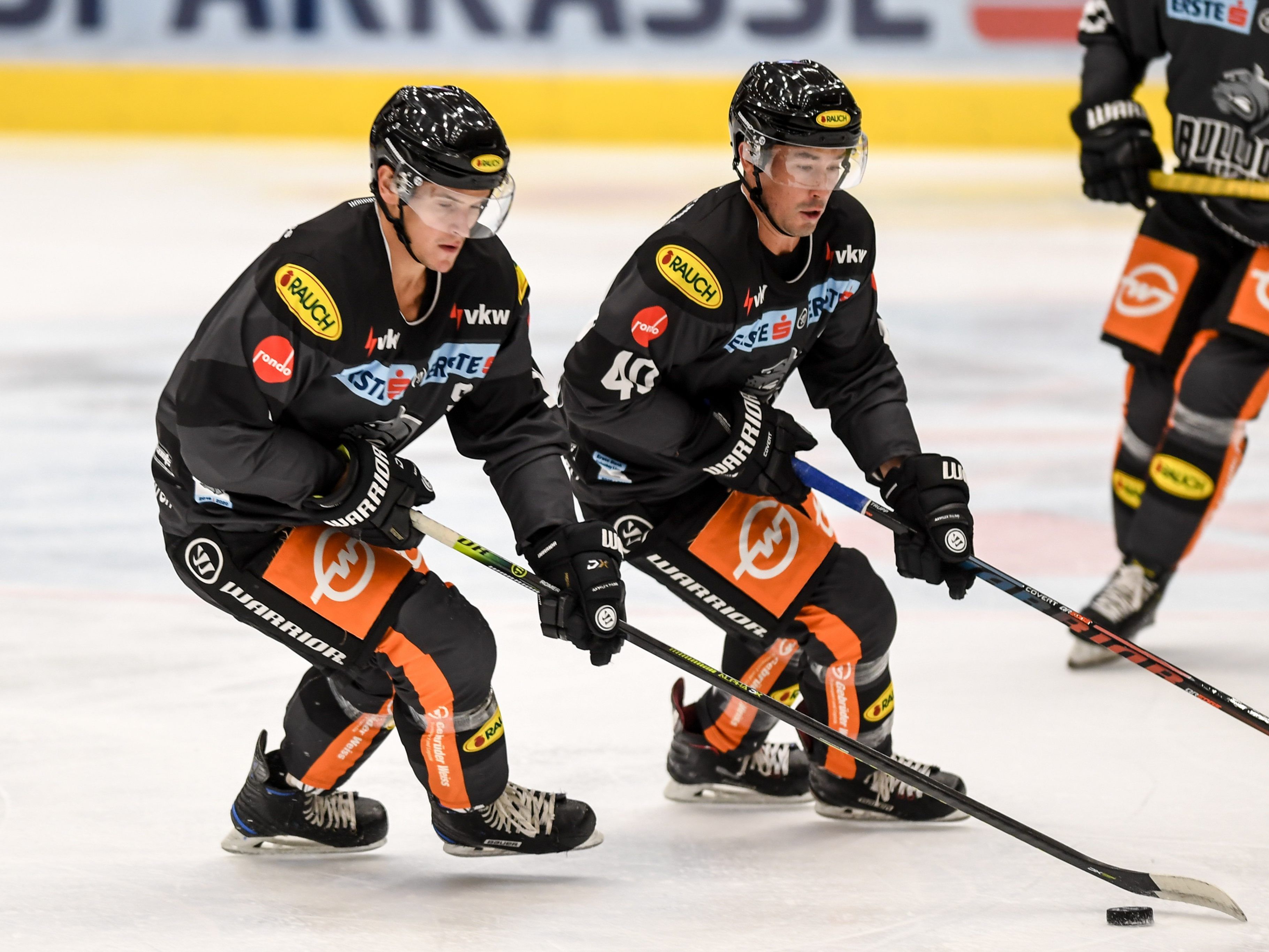 Die Bulldogs gingen auch heute als Verlierer vom Eis. Die Bulldogs gingen auch heute als Verlierer vom Eis.