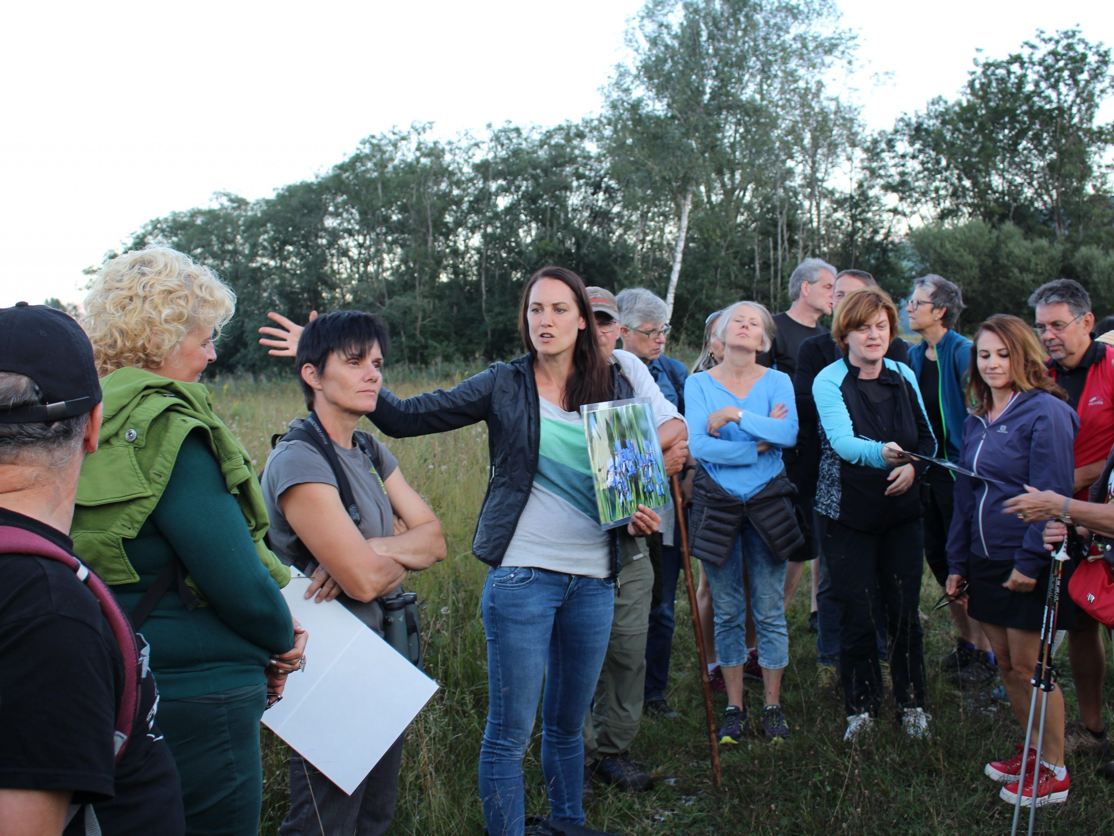 Großes Interesse an der Artenvielfalt im Bangser Ried.