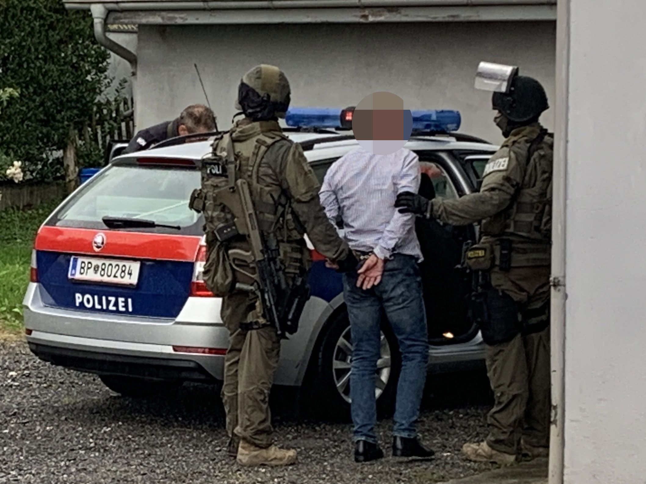 Der Verdächtige mit Schusswaffe wurde am Donnerstagvormittag festgenommen.
