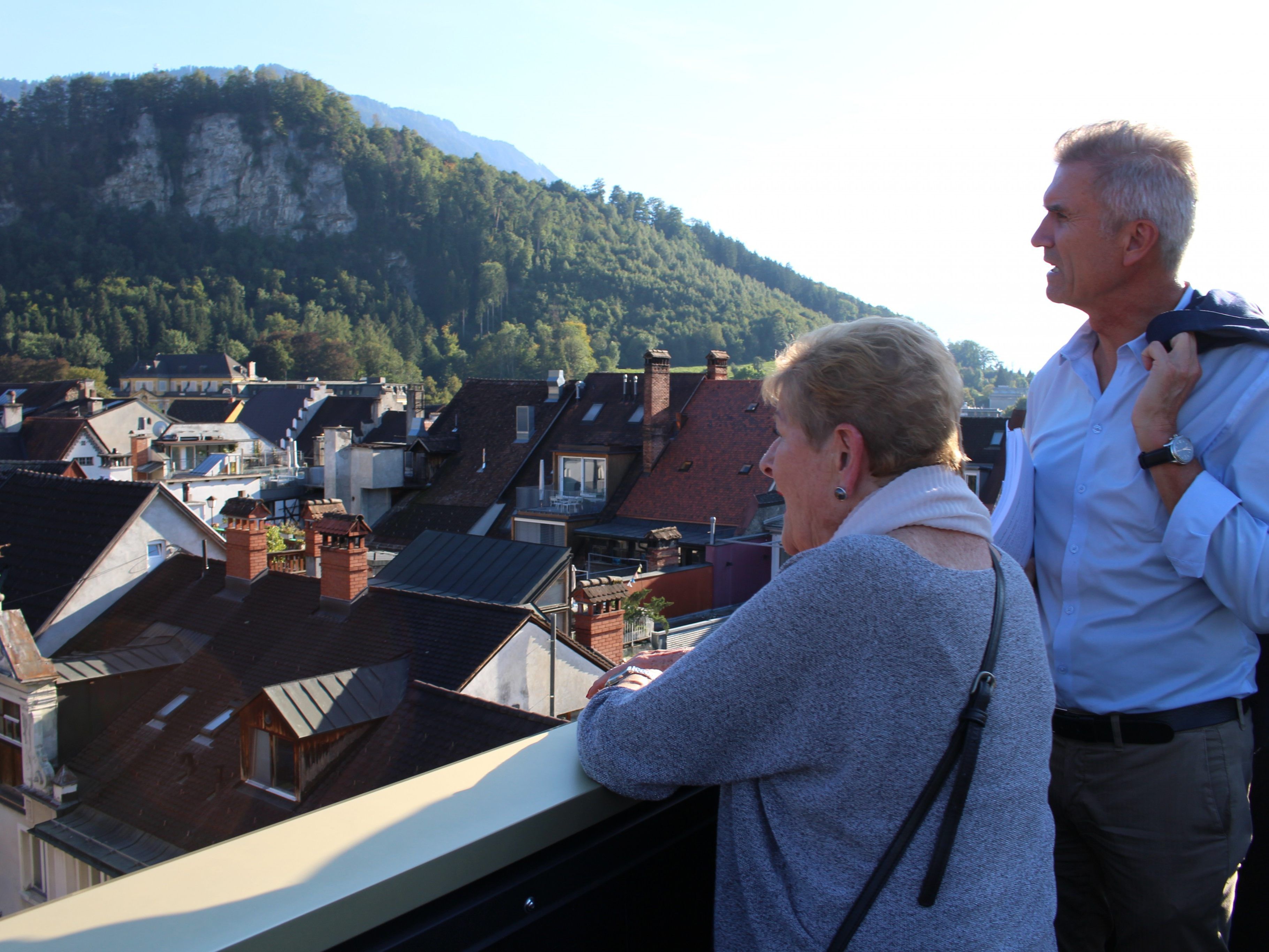Ein Blick über die Dächer Feldkirchs im Blick zurück und nach vorn Ein Blick über die Dächer Feldkirchs im Blick zurück und nach vorn