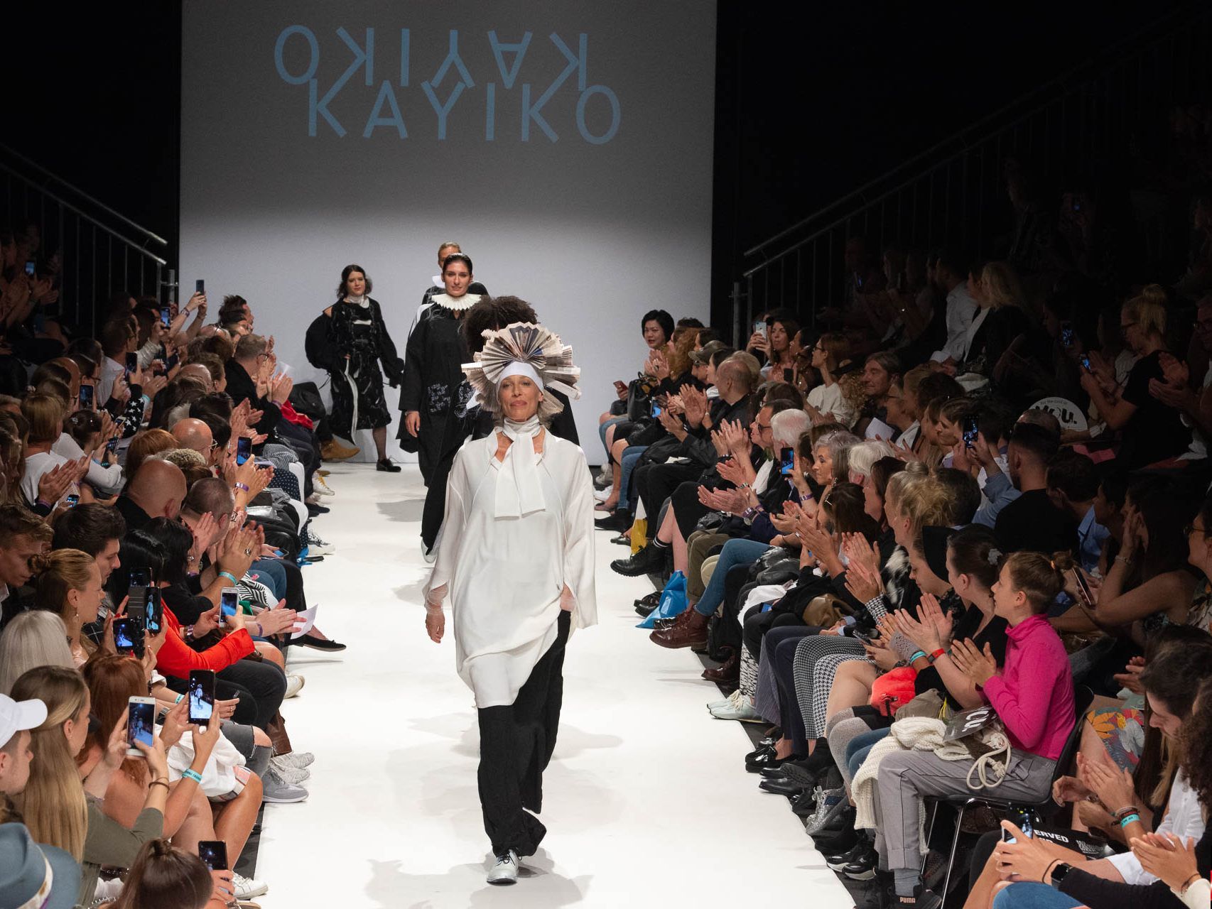 MQViennaFashionWeek.19 presented by Škoda - Kayiko