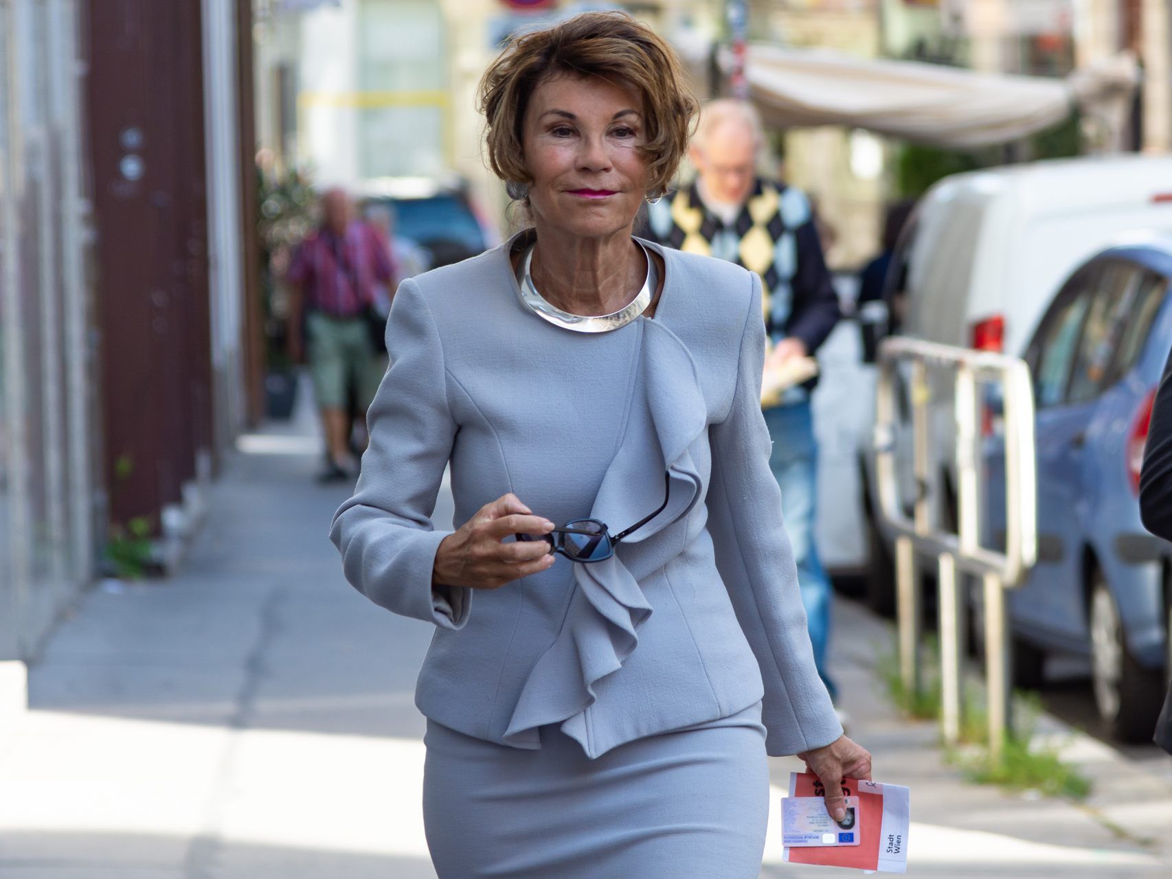 NR-Wahl 2019 - BK Brigitte Bierlein zum Wahllokal - Burggasse - 29.09.2019