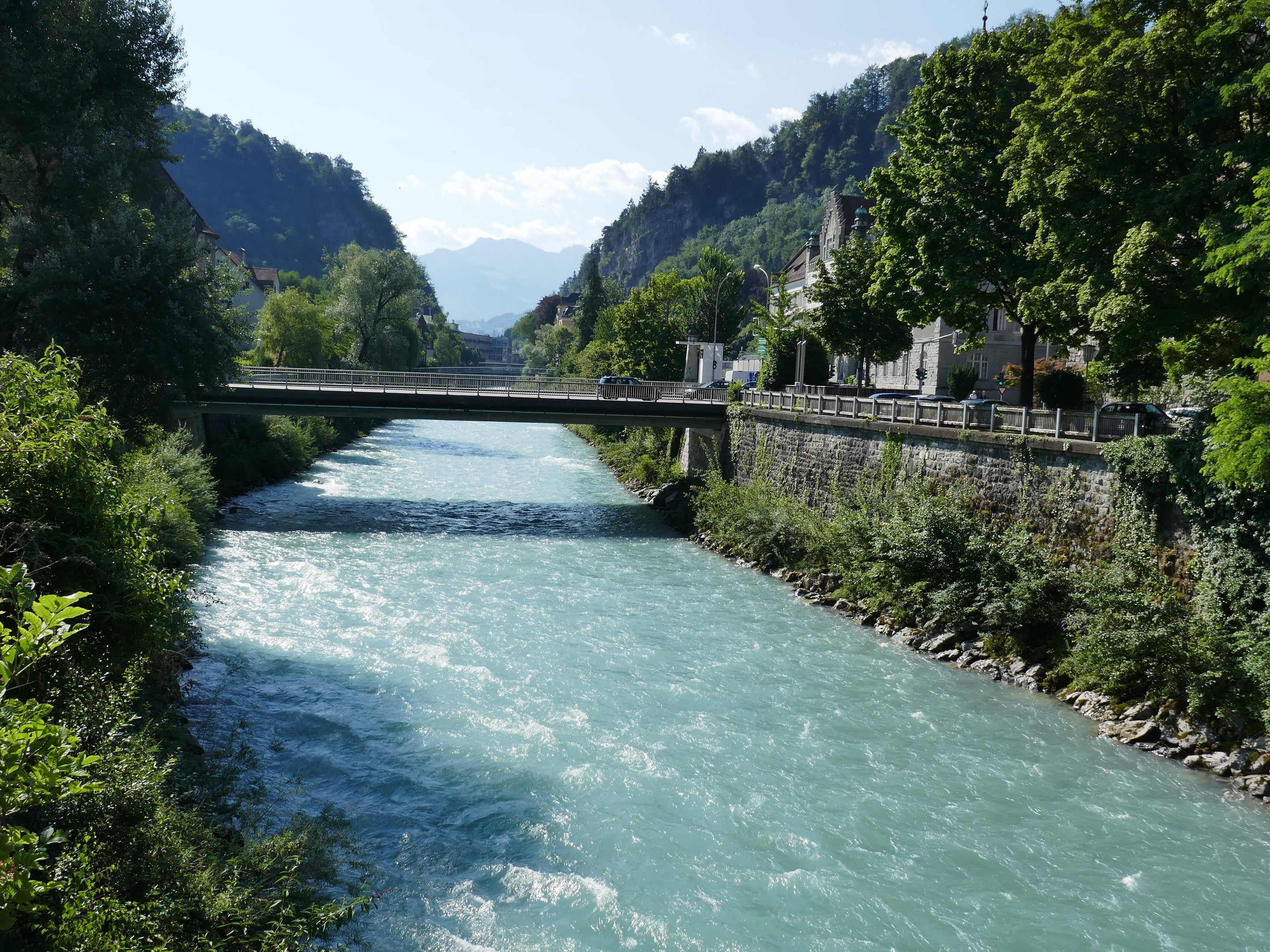 In den nächsten Tagen werden bei der Montfortbrücke Bodenerkundungsarbeiten durchgeführt. Fahrzeuge können währenddessen ungehindert passieren.