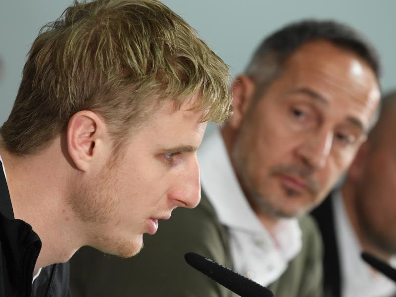 Verteidiger hat keine Probleme zu befürchten - Im Kader für Spiel in Augsburg Verteidiger hat keine Probleme zu befürchten - Im Kader für Spiel in Augsburg