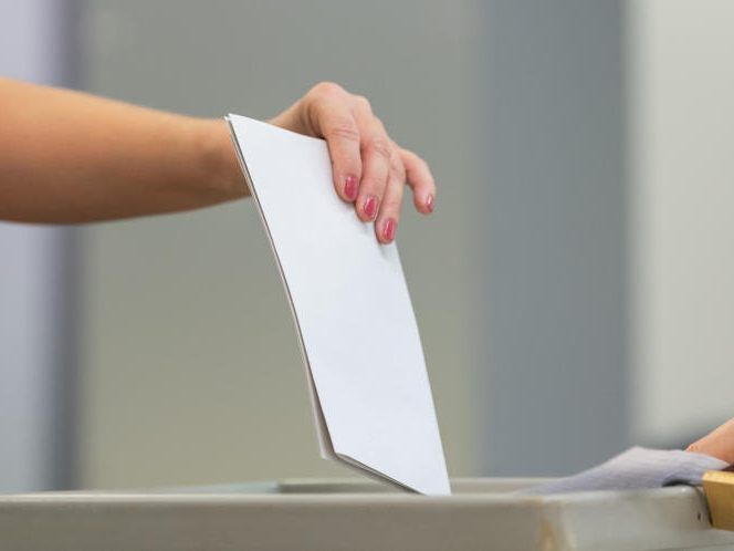 Parteien hoffen auch hohe Wahlbeteiligung