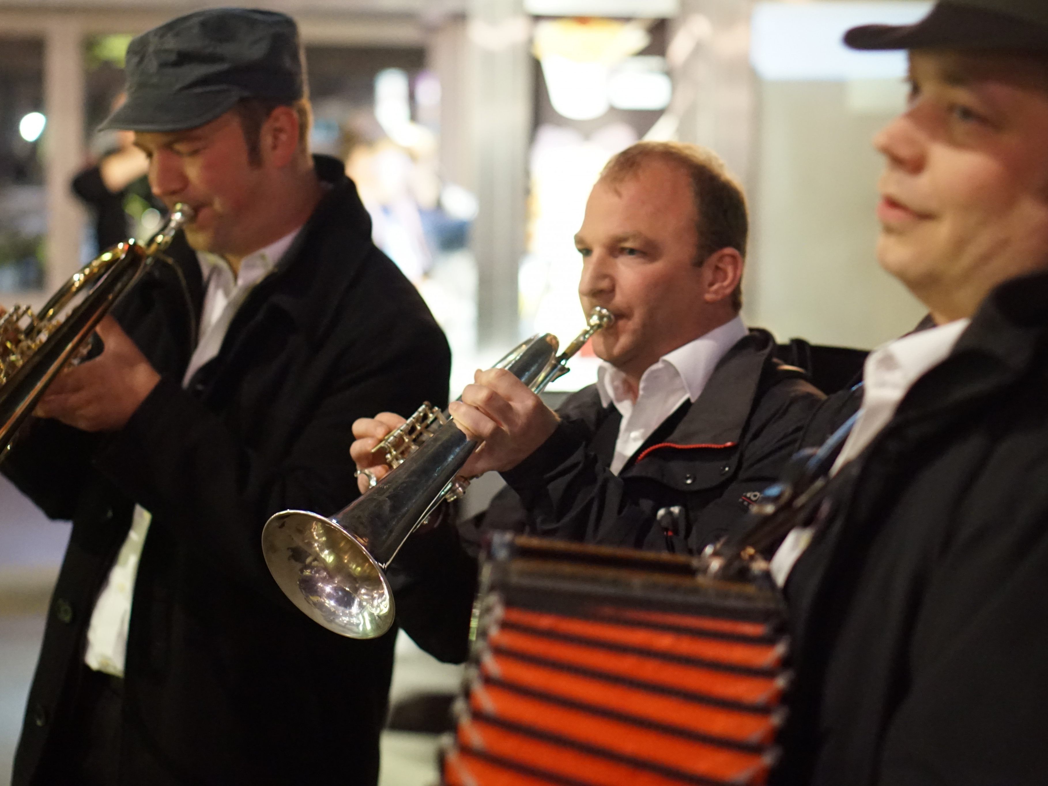 Die kleinste Musikkapelle im Burgenland spielt im Hawidere auf.