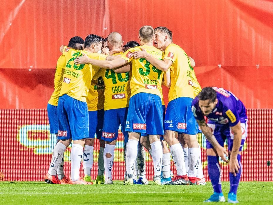 Die Tiroler lieferten im Fußballcupspiel eine starke Leistung. Die Tiroler lieferten im Fußballcupspiel eine starke Leistung.