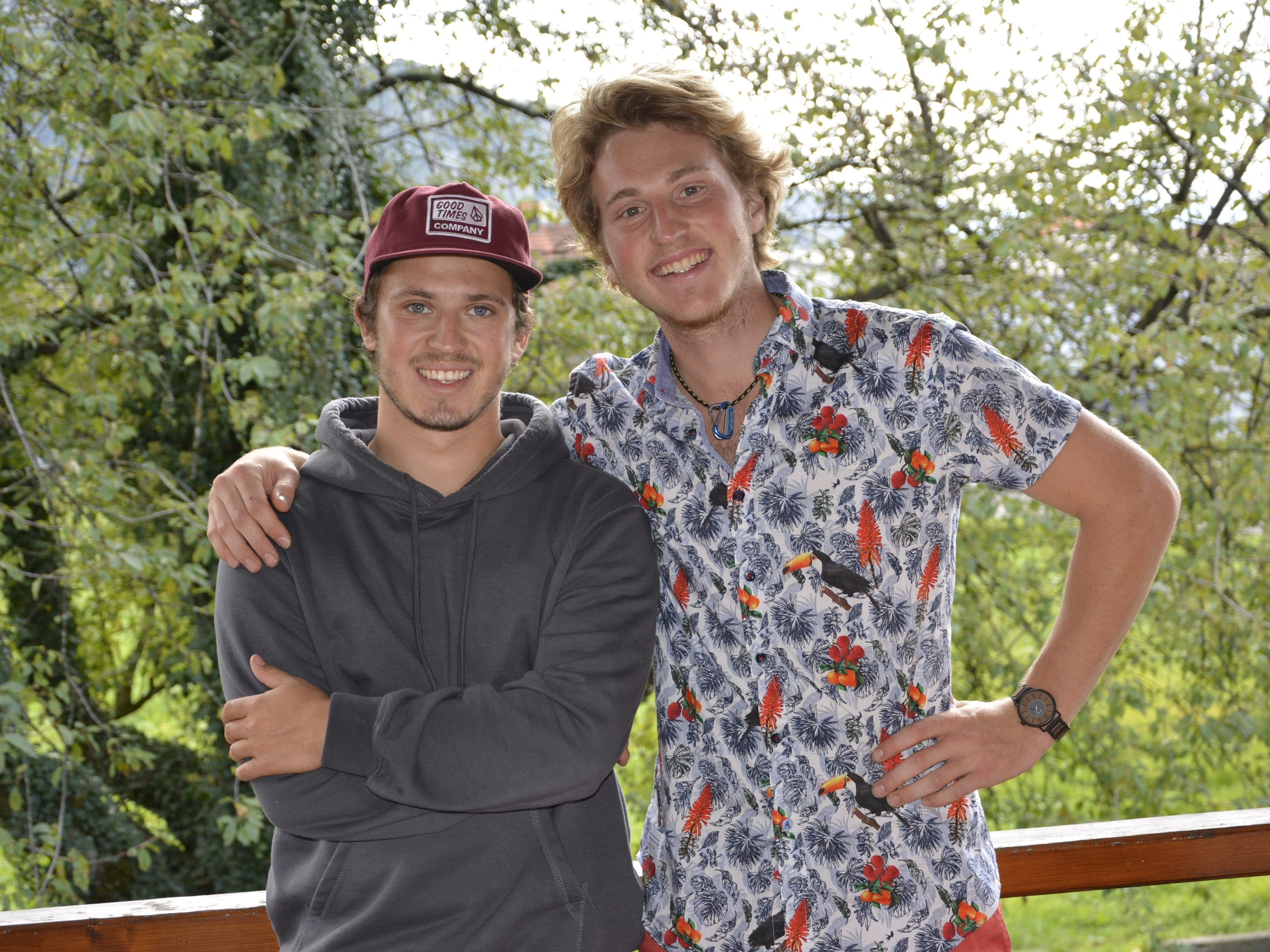 Samuel und Julian sind wieder zu Hause. Ihre Reise haben sie in Bildern und Videos dokumentiert. Samuel und Julian sind wieder zu Hause. Ihre Reise haben sie in Bildern und Videos dokumentiert.