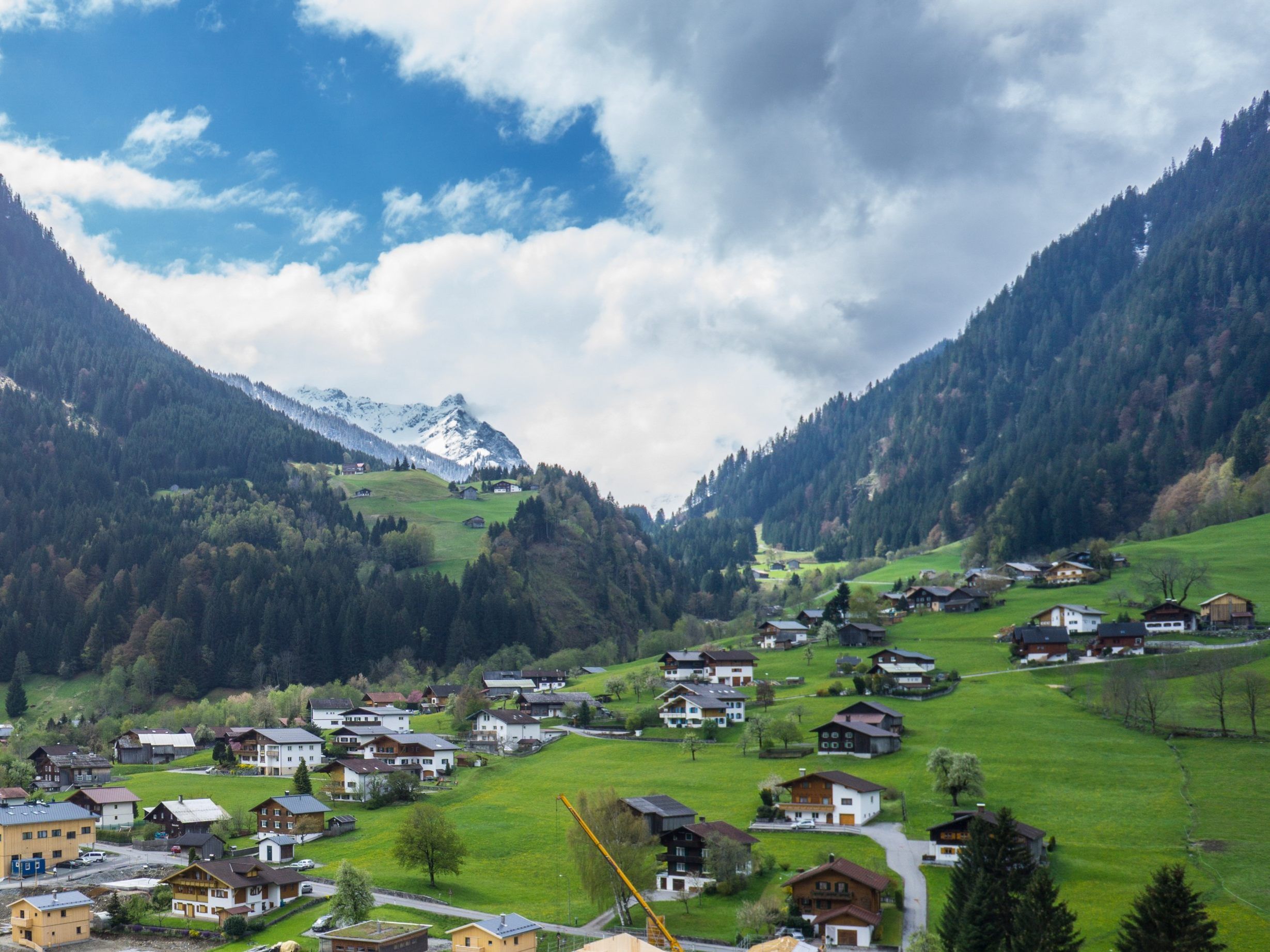 Alpinunfall mit Mountainbike in St. Gallenkirch. Alpinunfall mit Mountainbike in St. Gallenkirch.