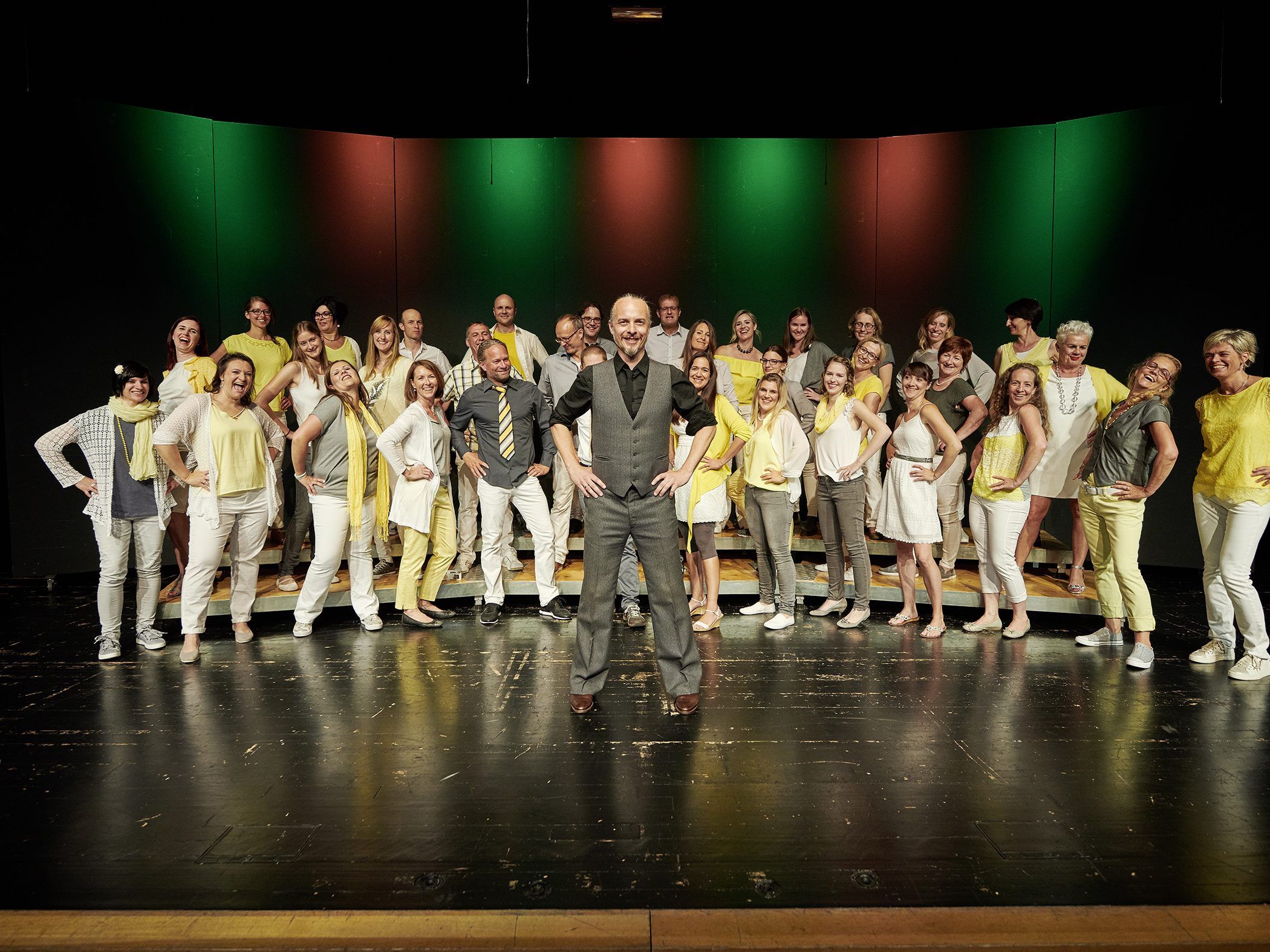 "SingRing in Action" beim großen Jubiläumskonzert im Lustenauer Reichshofsaal "SingRing in Action" beim großen Jubiläumskonzert im Lustenauer Reichshofsaal