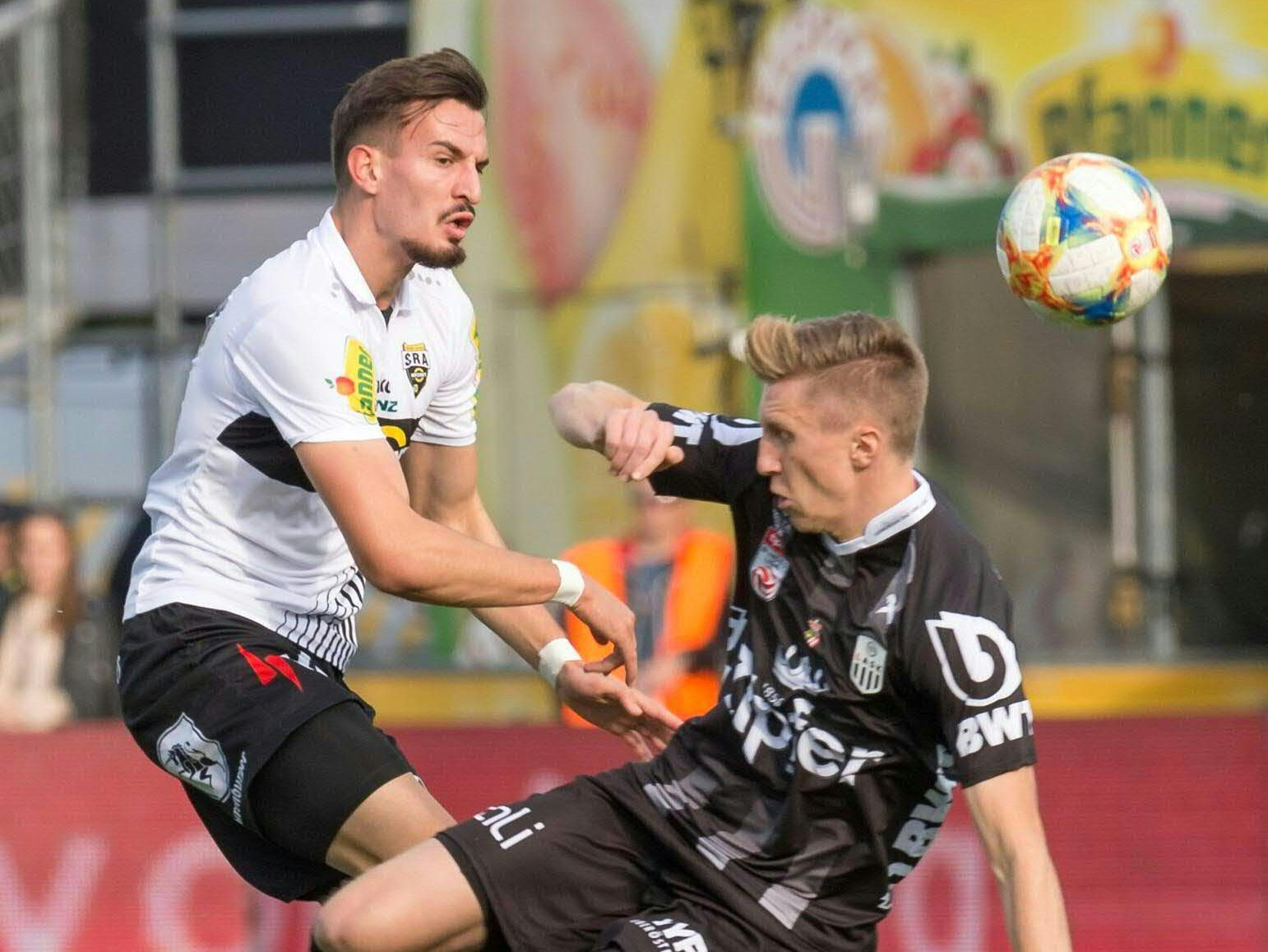 Mergim Berisha (l./Altach) gegen Philipp Wiesinger (r./Lask) Mergim Berisha (l./Altach) gegen Philipp Wiesinger (r./Lask)