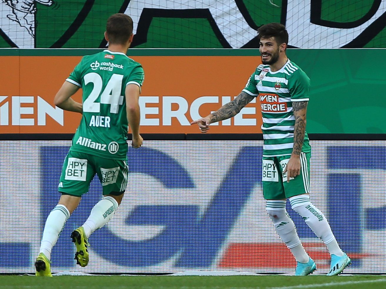 Hier sehen Sie das Match Rapid Wien gegen WAC live. Hier sehen Sie das Match Rapid Wien gegen WAC live.