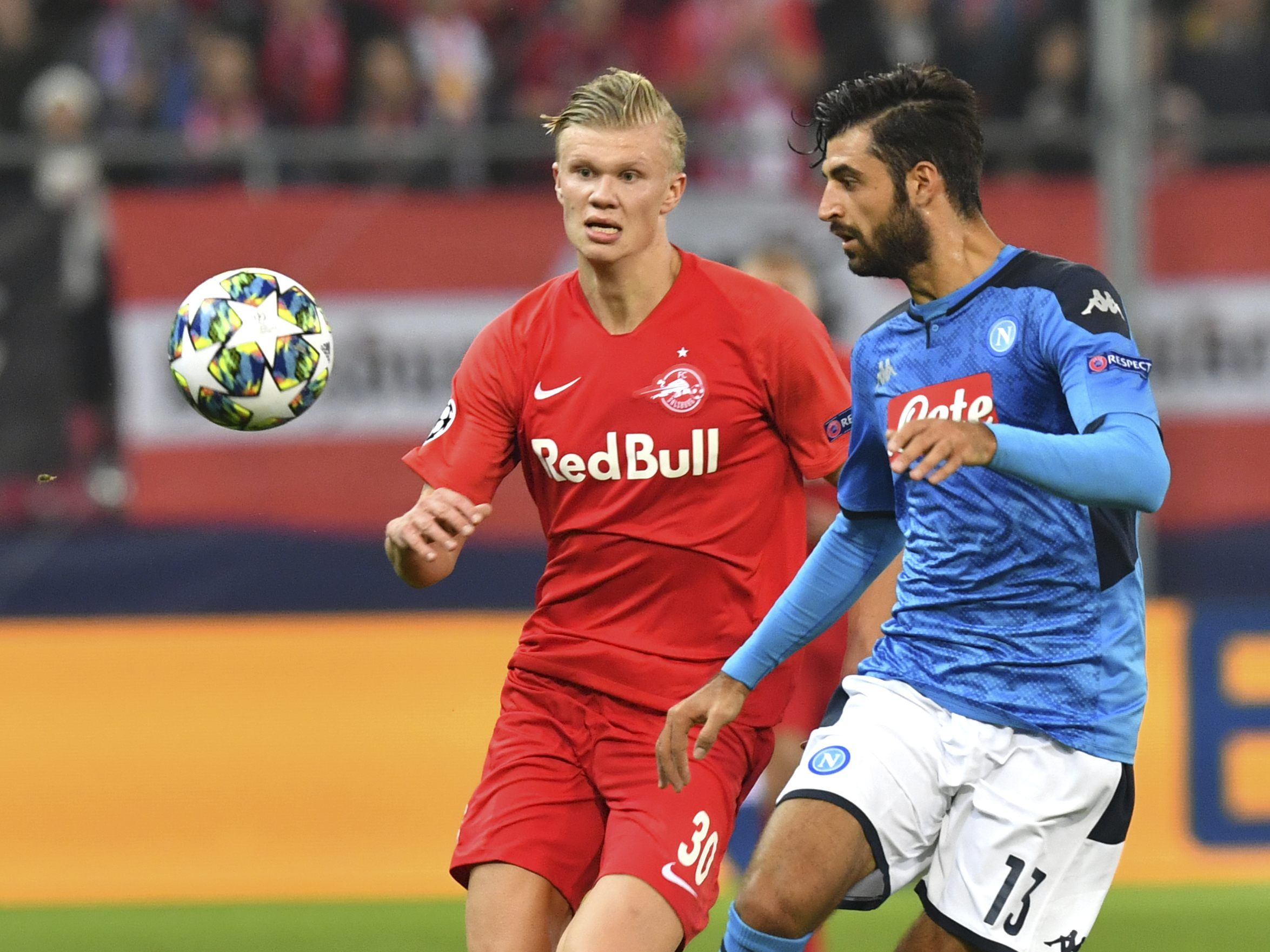 Zwei Haaland-Treffer reichten den Salzburger heute gegen Napoli nicht. Zwei Haaland-Treffer reichten den Salzburger heute gegen Napoli nicht.