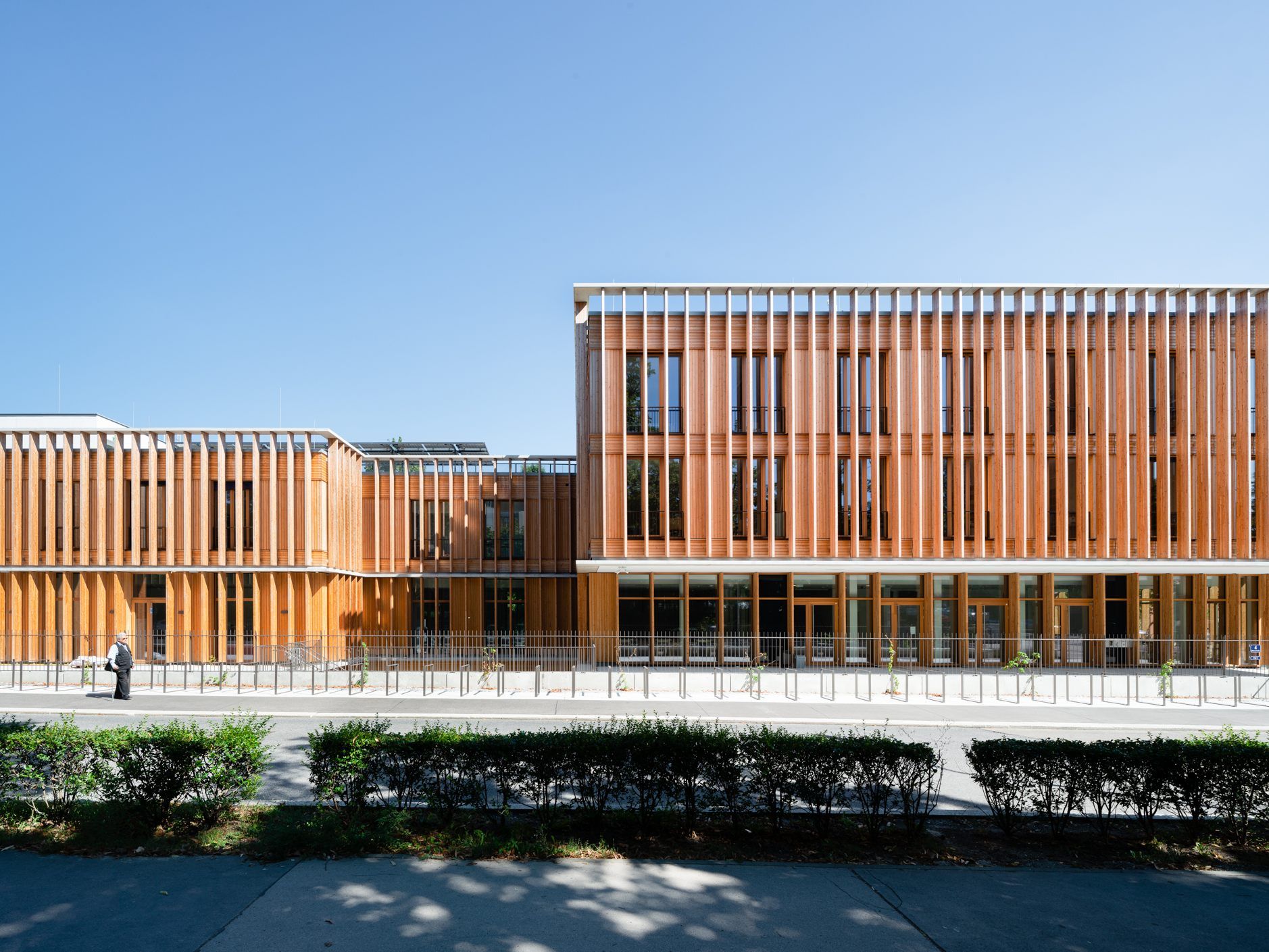 Der von Baumschlager Hutter Partners entworfene neue TÜWI wirkt äußerst einladend, befand die Jury des Staatspreises für Architektur und Nachhaltigkeit