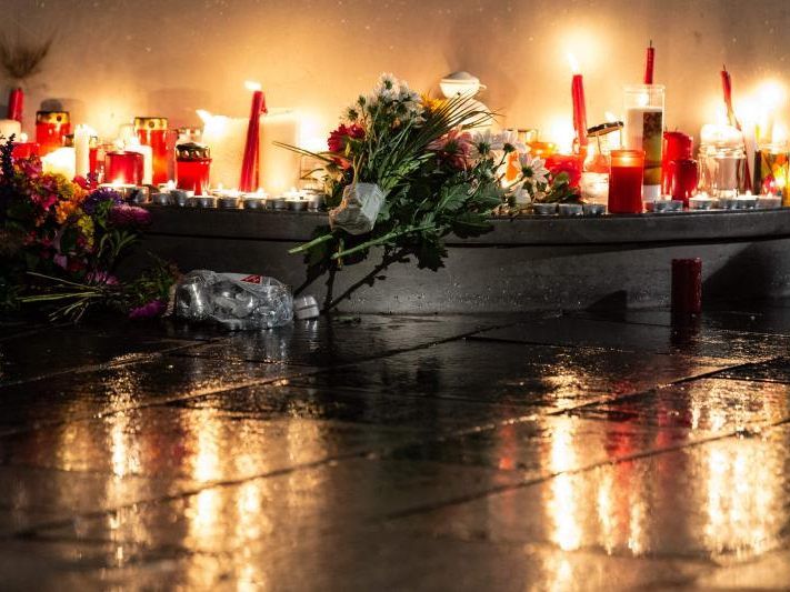 Halle gedenkt der Opfer Halle gedenkt der Opfer