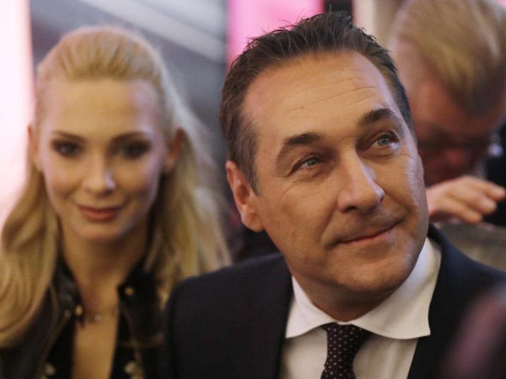 Strache fährt schwere Geschütze gegen die FPÖ auf Strache fährt schwere Geschütze gegen die FPÖ auf