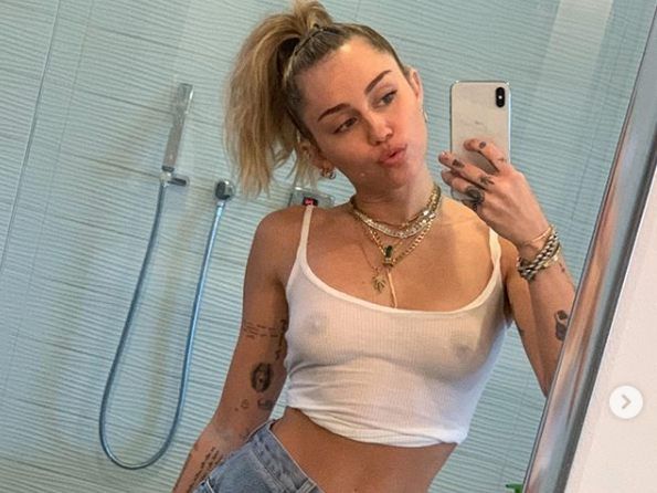 Miley Cyrus postet Nippel-Foto
