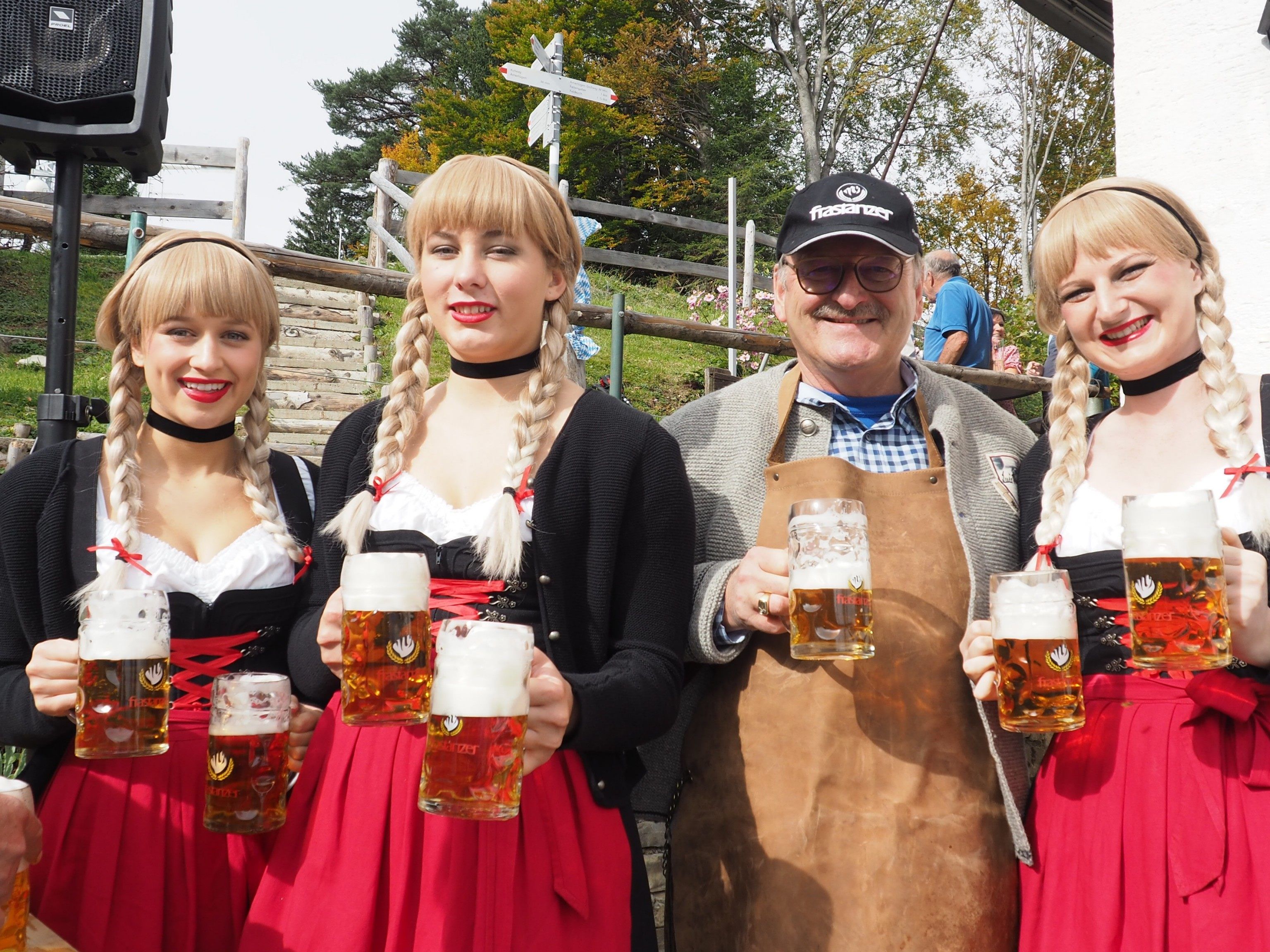 Hubert Gorbach mit den "Drei Schwestern" Hubert Gorbach mit den "Drei Schwestern"