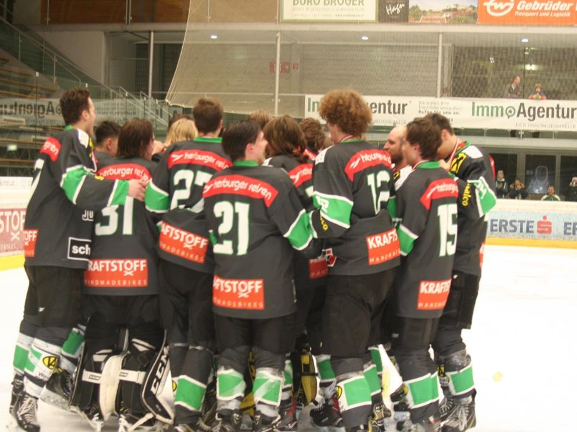 Juniors starteten mit Sieg in die neue Saison
