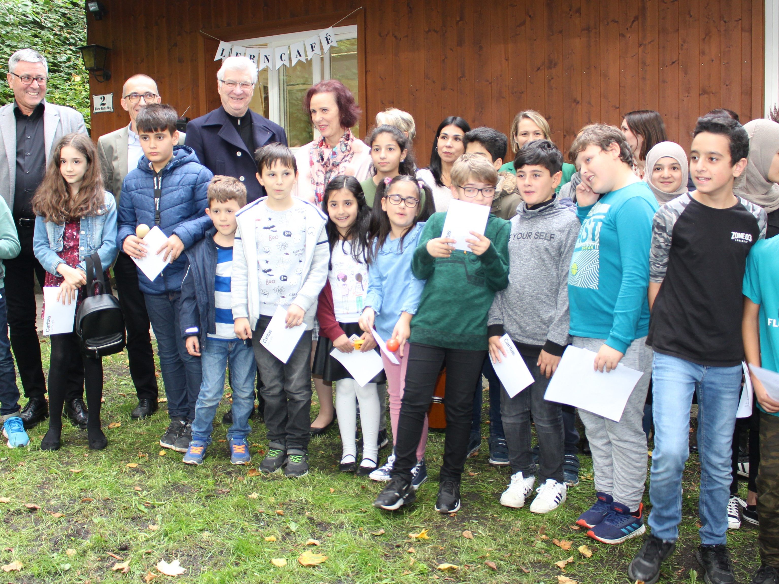 Feierliche Eröffnung des Caritas Lerncafés in Feldkirch Feierliche Eröffnung des Caritas Lerncafés in Feldkirch
