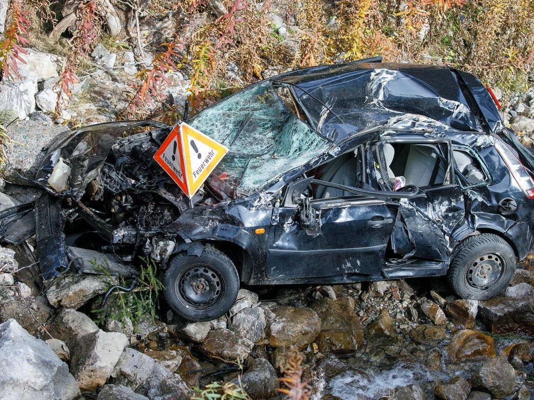 Am Dienstagmittag kam es in Lech zu einem folgenschweren Unfall.