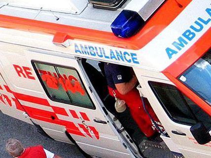 Am Währinger Gürtel wurde eine Fußgängerin von einem Auto erfasst und verletzt.