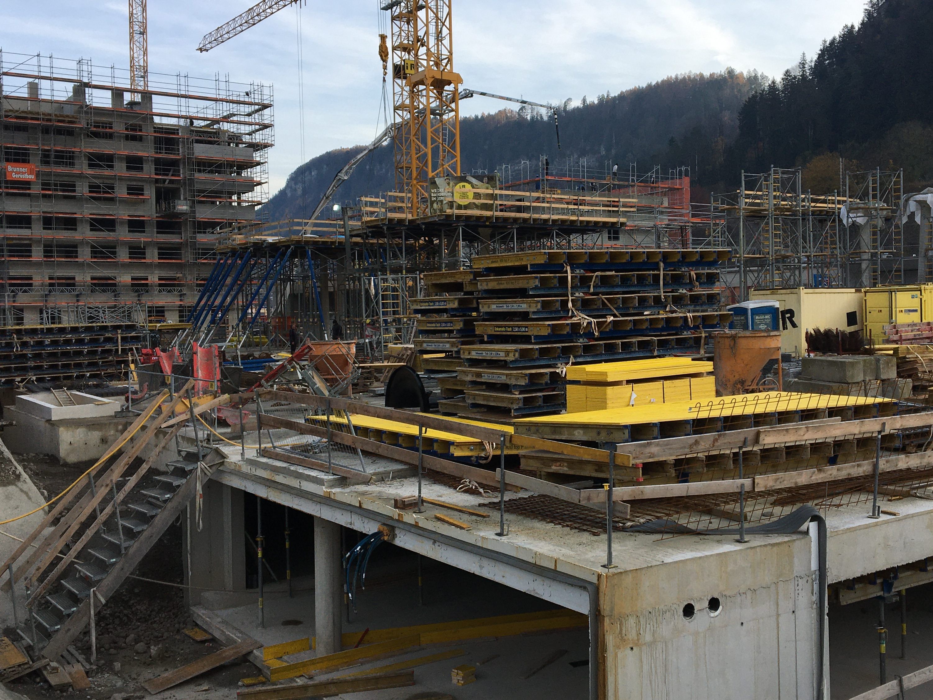 Stand der Dinge bei der Bahnhofcity Feldkirch Ende November 2019. Stand der Dinge bei der Bahnhofcity Feldkirch Ende November 2019.