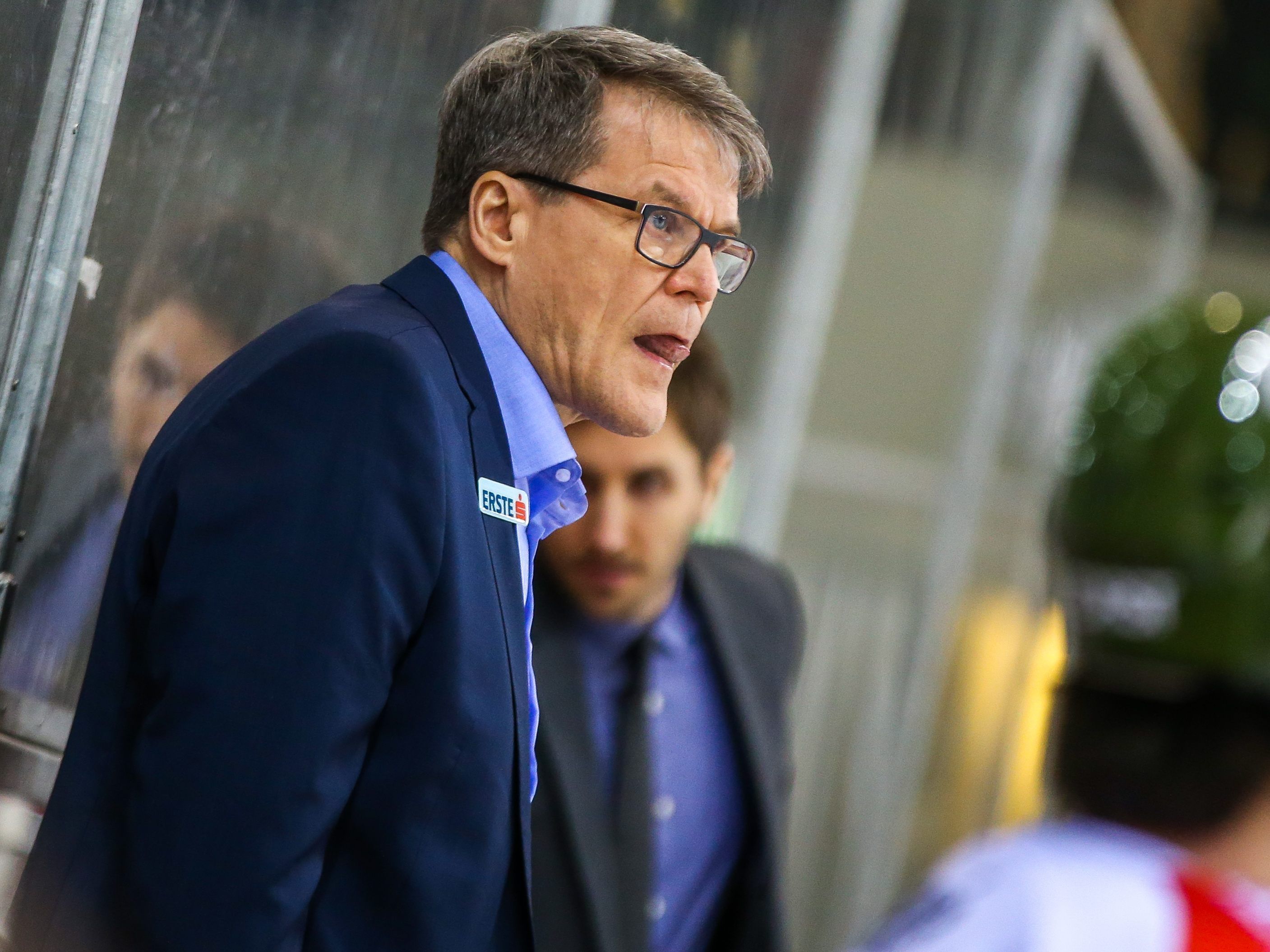 Für Kai Suikkanen endete das erste Spiel als Bulldogs-Coach mit einer klaren Niederlage. Für Kai Suikkanen endete das erste Spiel als Bulldogs-Coach mit einer klaren Niederlage.
