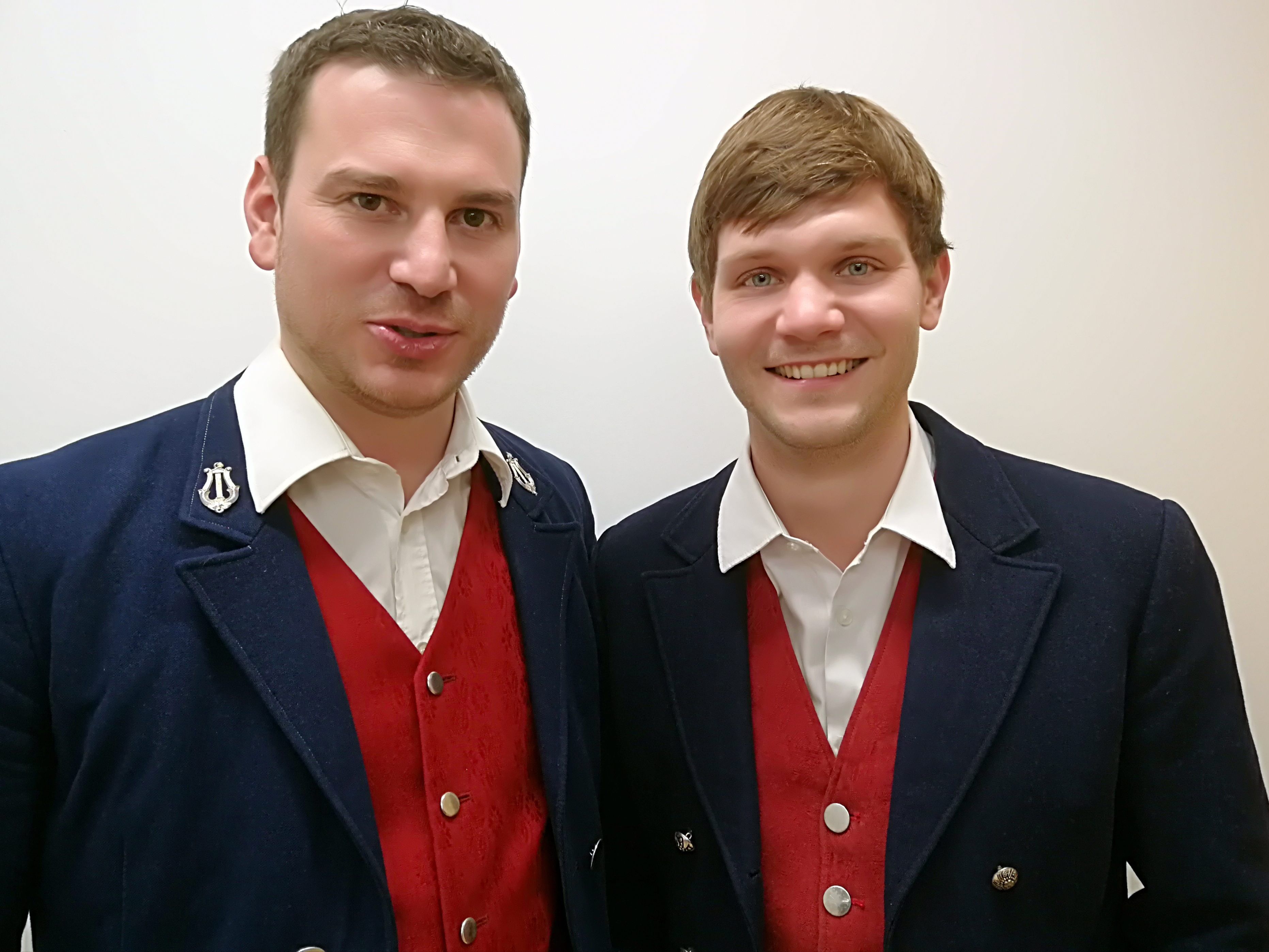 Obmann Dominik Steurer mit Lucas Oberer (re.) als neuer Kapellmeister des MV Buch. Obmann Dominik Steurer mit Lucas Oberer (re.) als neuer Kapellmeister des MV Buch.