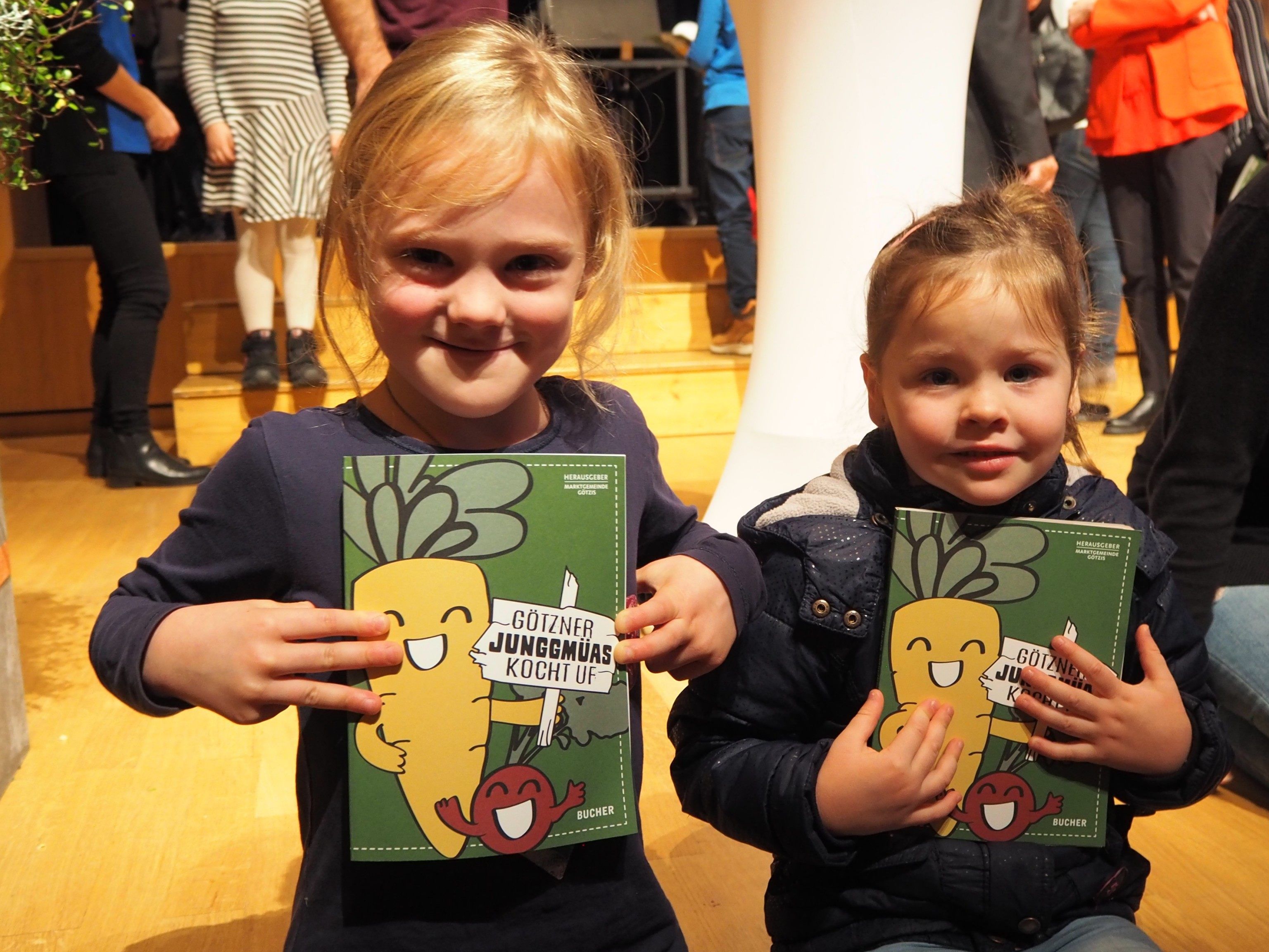 Begeisteres Nachwuchsköchinnen: Emilie und Lea