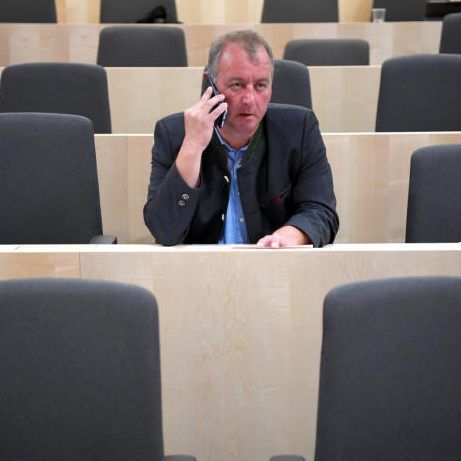 Wolfgang Zanger und die FPÖ geraten immer mehr in Bedrängnis