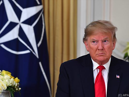 Trump findet Macrons Äußerungen über NATO "beleidigend" Trump findet Macrons Äußerungen über NATO "beleidigend"