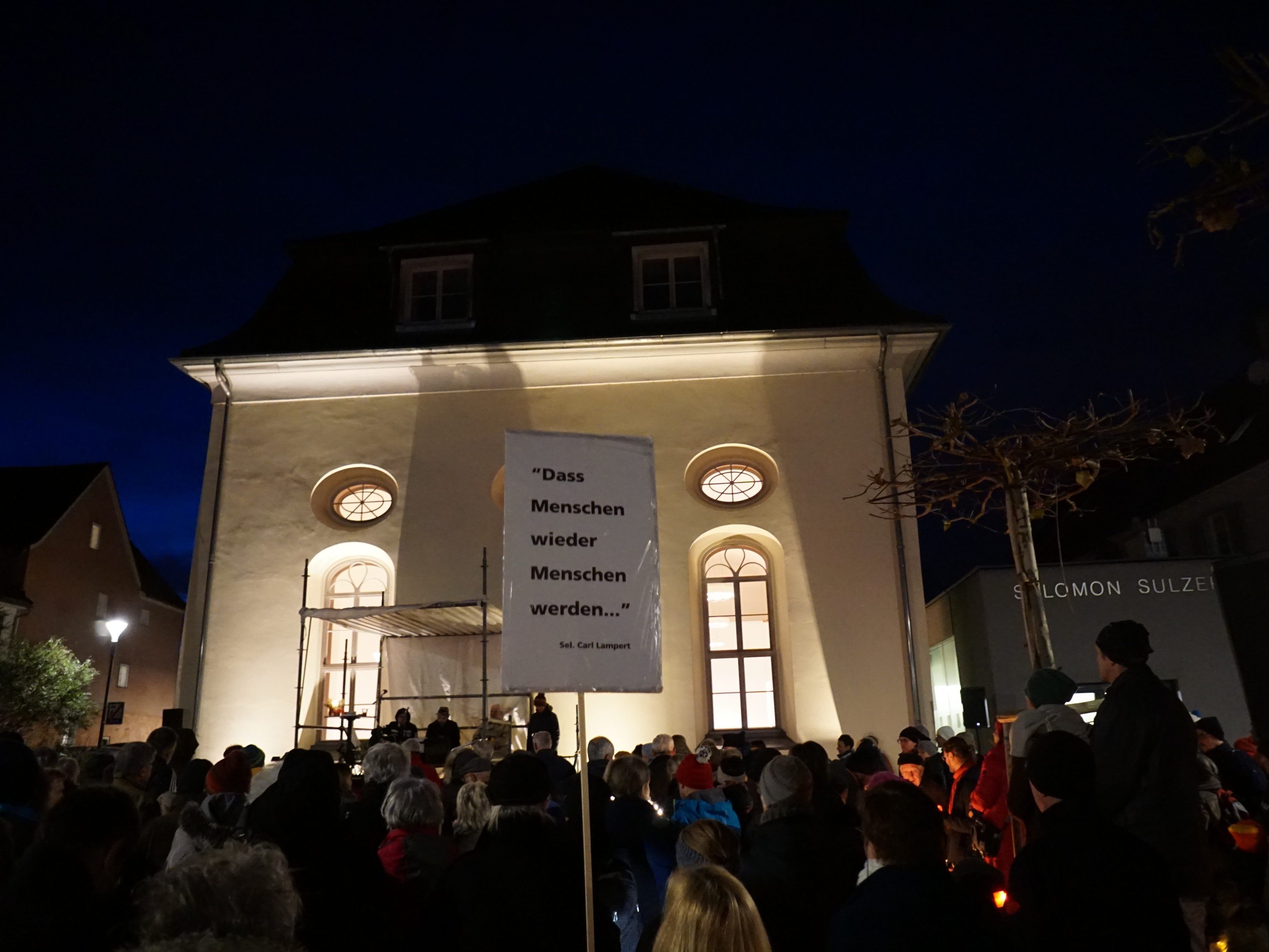 Am 8. Dezember fand die vorerst letzte Sonntagsdemo statt.