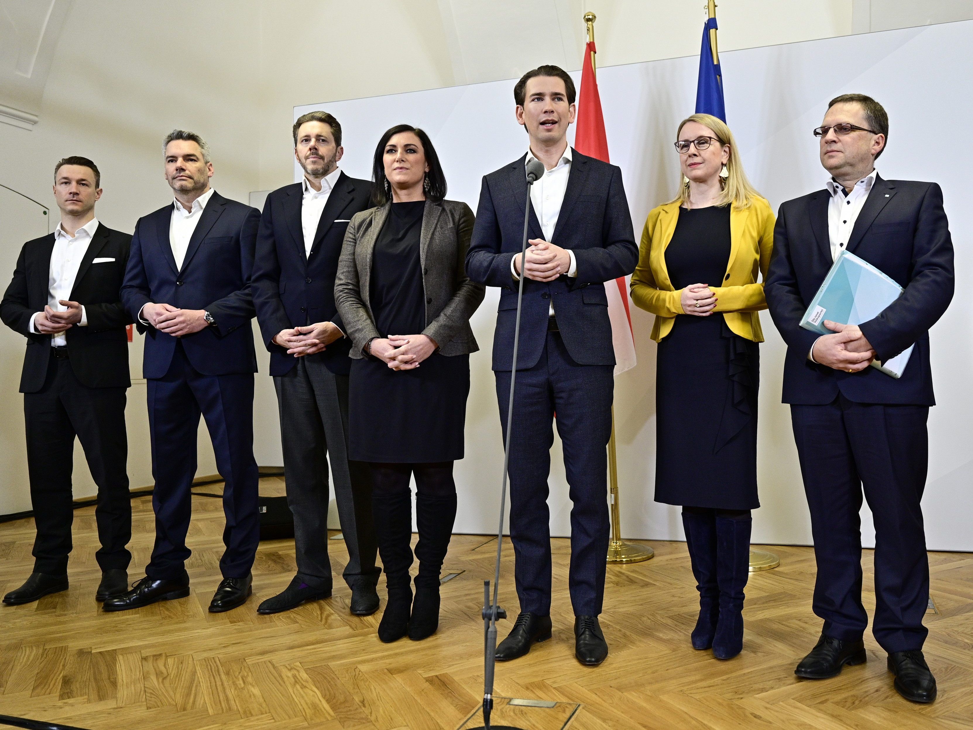 Kurz und Kogler gehen vor entscheidender Verhandlungsphase nicht von Scheitern aus Kurz und Kogler gehen vor entscheidender Verhandlungsphase nicht von Scheitern aus