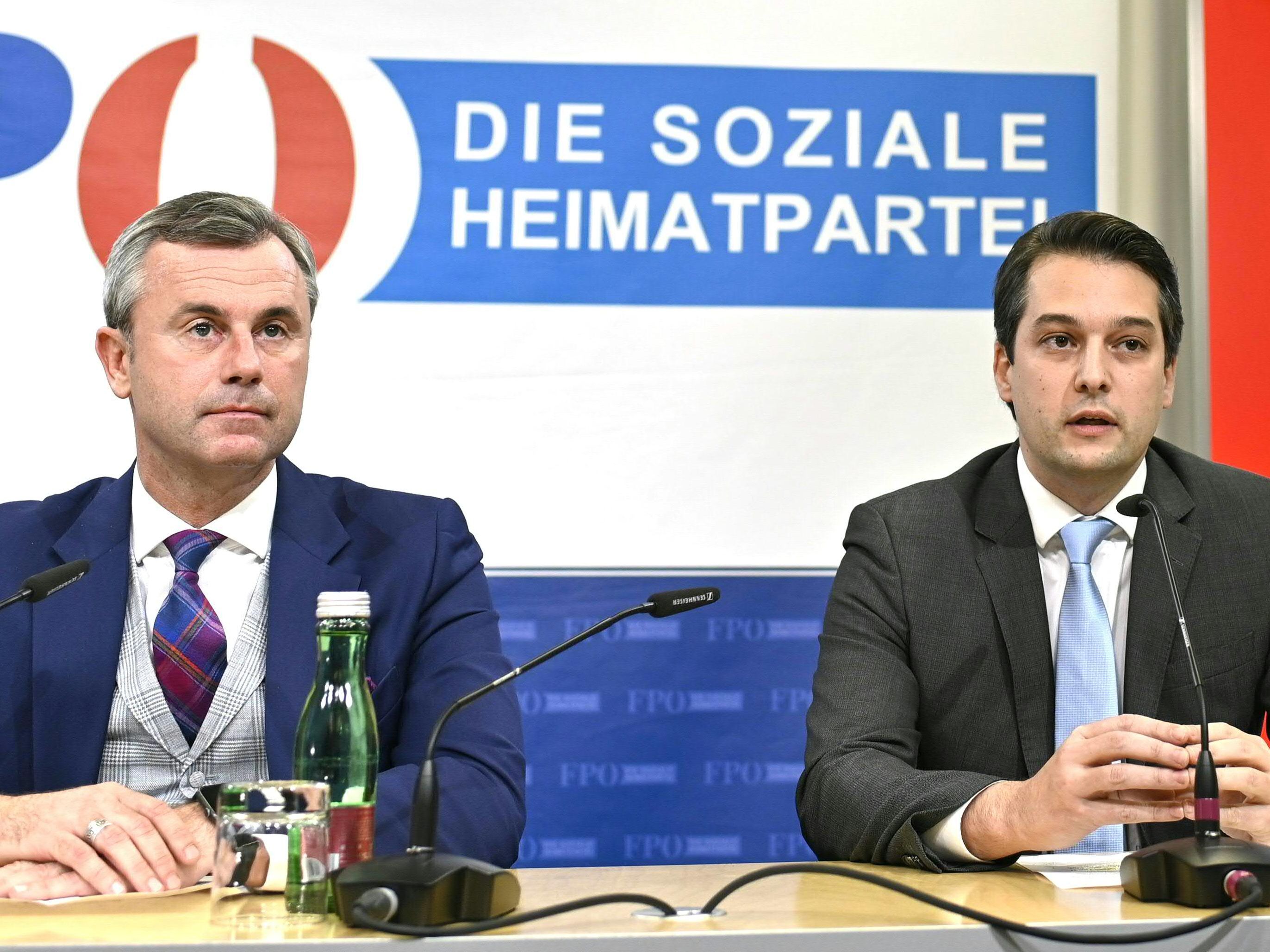 Die Abspaltung nimmt die Parteispitze gelassen. Die Abspaltung nimmt die Parteispitze gelassen.