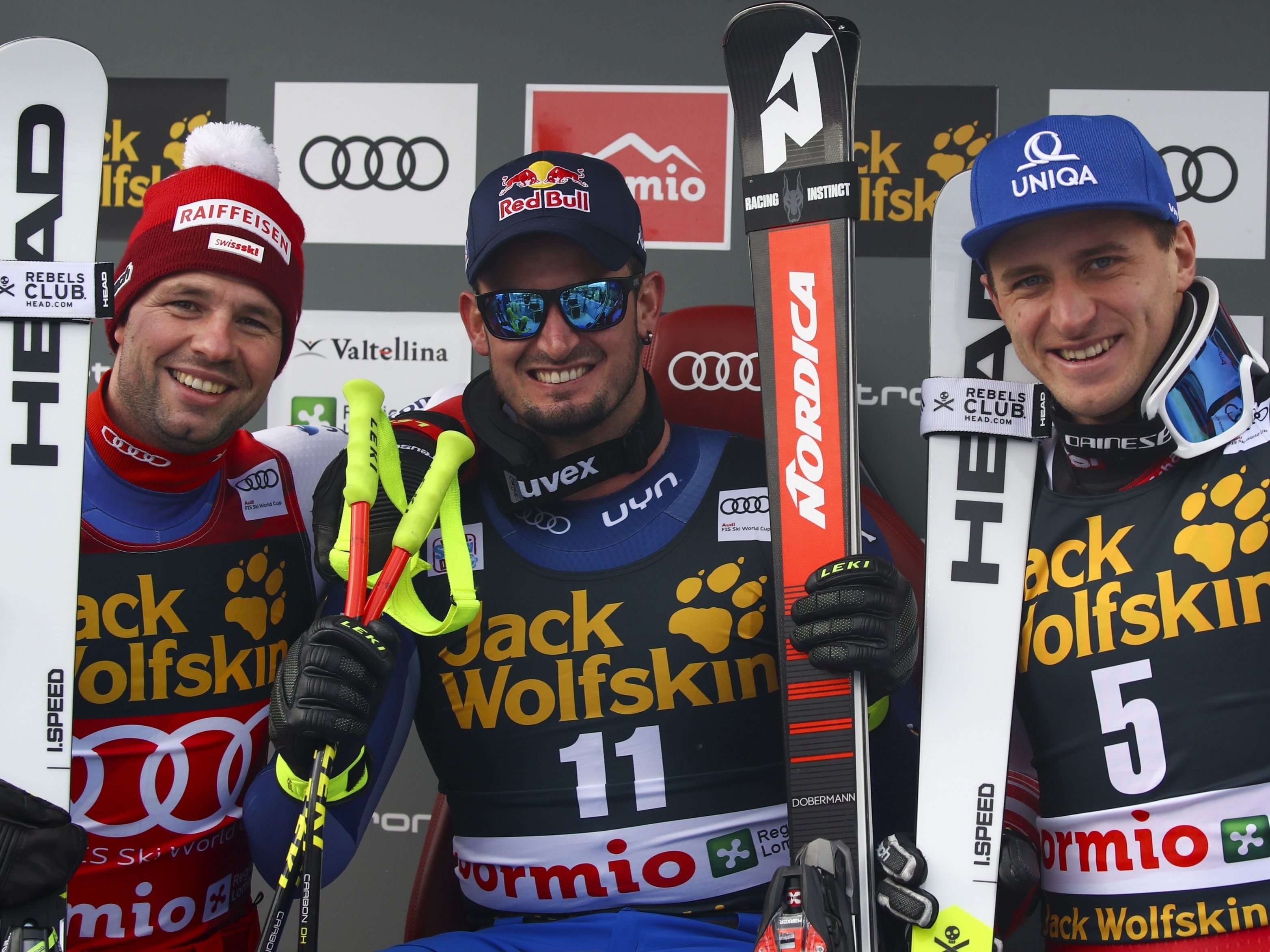 Matthias Mayer wurde hinter Paris und Feuz Dritter.