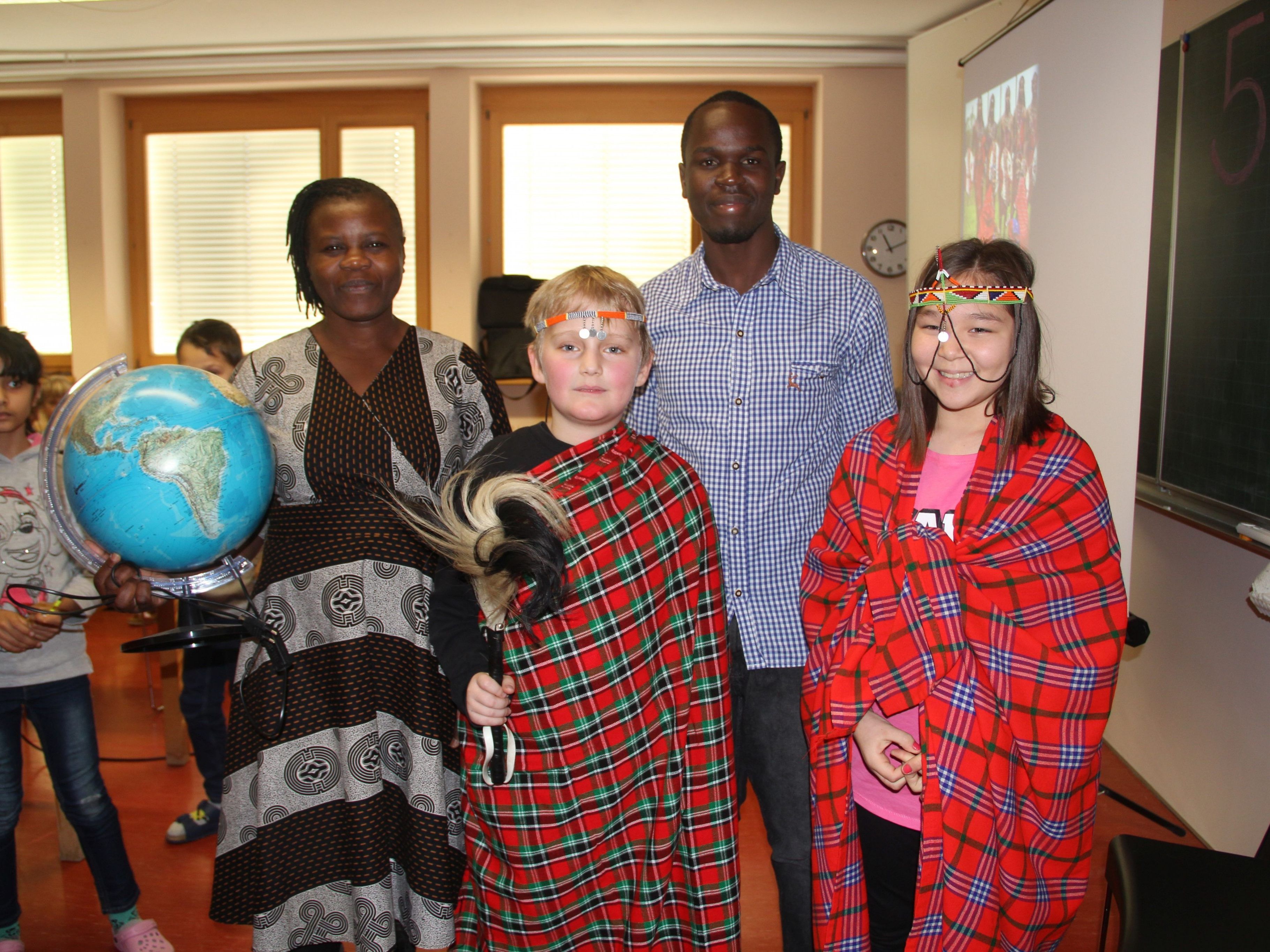 Die Spenden der diesjährigen Sternsinger-Aktion kommen Menschen in Kenia zugute. Die Spenden der diesjährigen Sternsinger-Aktion kommen Menschen in Kenia zugute.