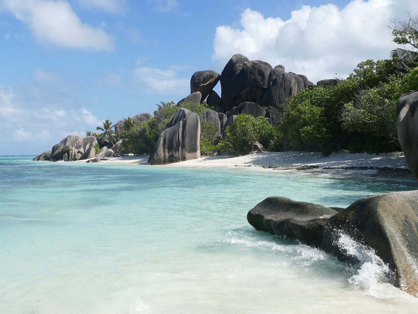 2019 wurde besonders häufig nach den Seychellen als Urlaubsziel gesucht. 2019 wurde besonders häufig nach den Seychellen als Urlaubsziel gesucht.