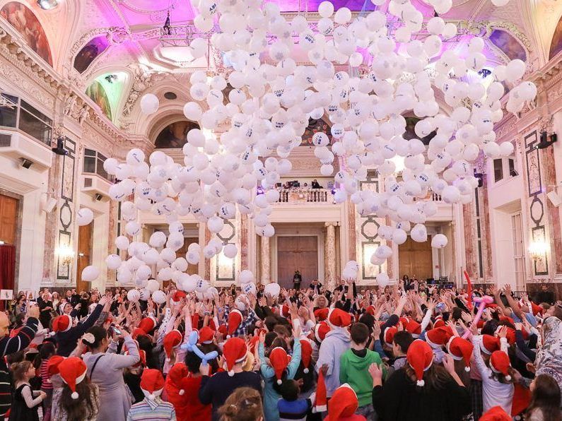 Der Weihnachtsball für Kinder findet zum 10. Mal in der Wiener Hofburg statt.