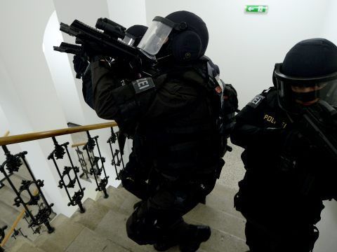 In Wien-Donaustadt kam es am Mittwoch zu einem WEGA-Einsatz. In Wien-Donaustadt kam es am Mittwoch zu einem WEGA-Einsatz.