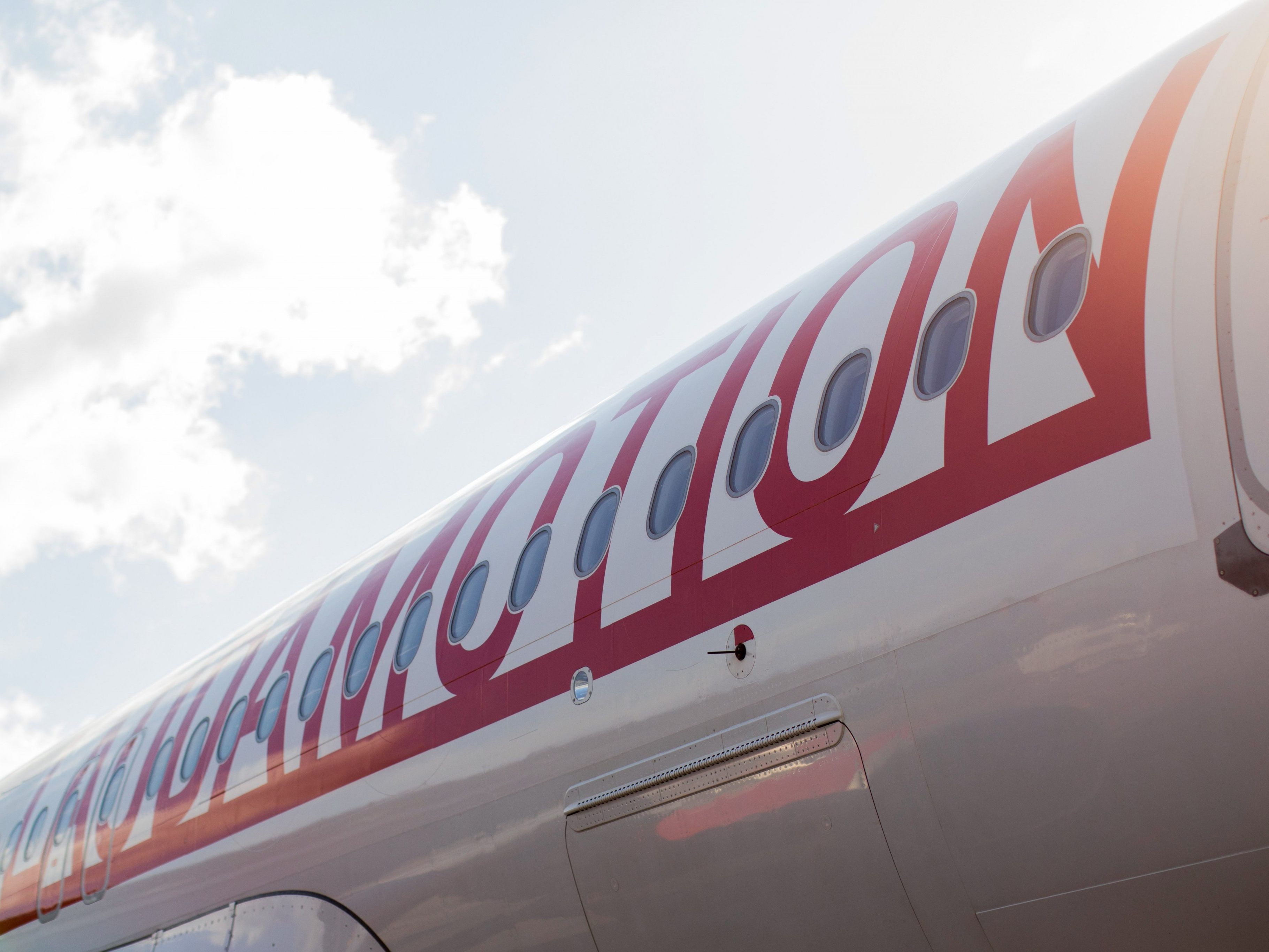 Die LaudaMotion-Maschine konnte wegen technischer Probleme nicht starten. Die LaudaMotion-Maschine konnte wegen technischer Probleme nicht starten.