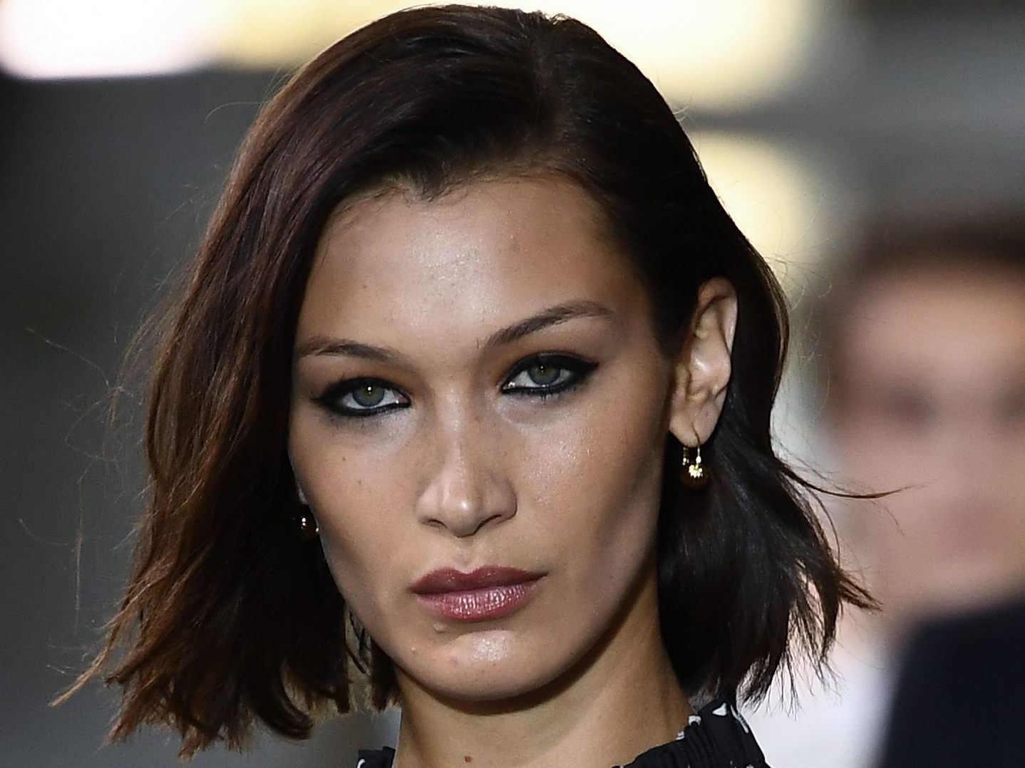 Bella Hadid setzt 2020 Frisuren-Trends.