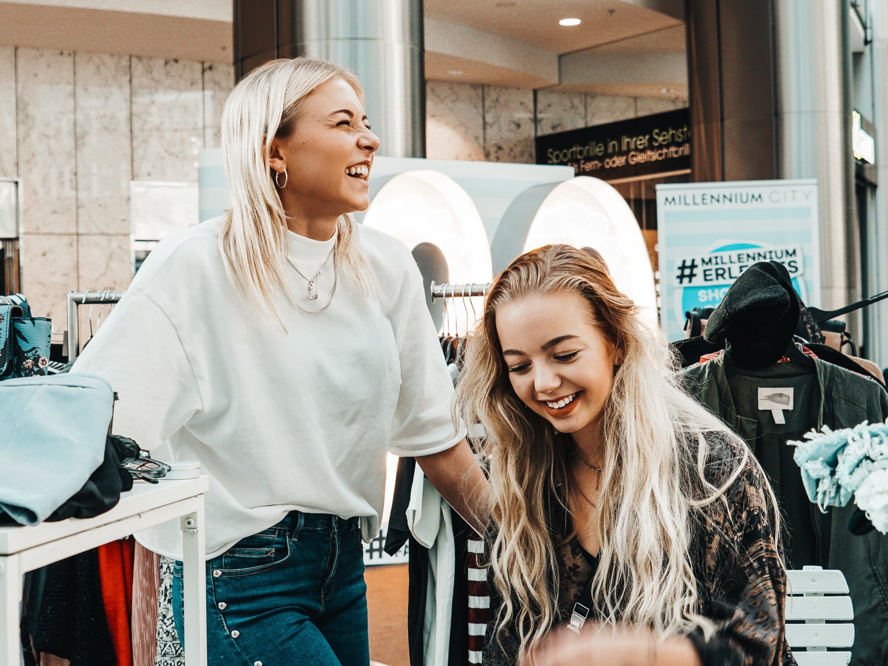 Das Fashion Outlet in der Millennium City bietet exklusive Mode aus Österreich. Das Fashion Outlet in der Millennium City bietet exklusive Mode aus Österreich.