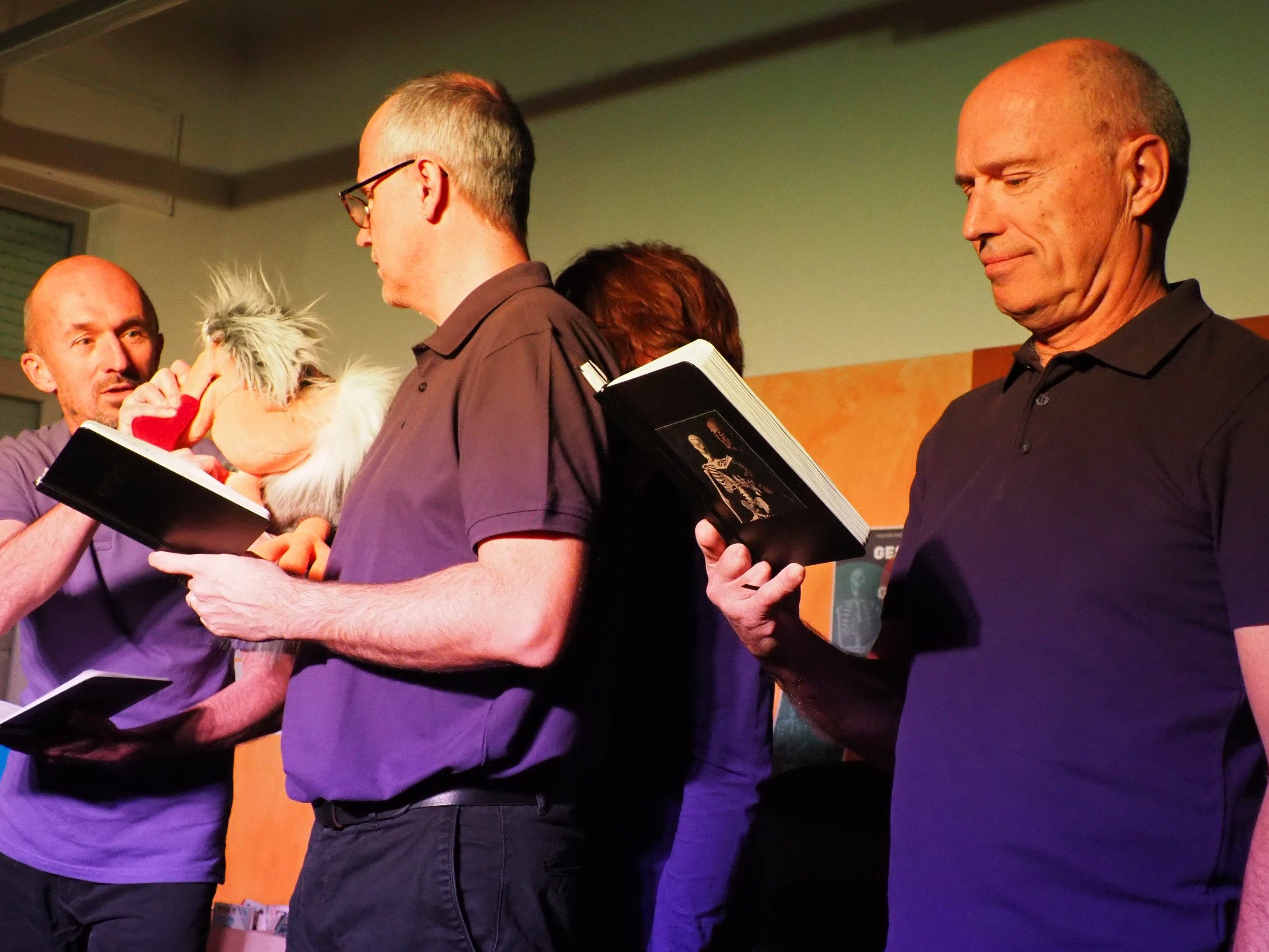 Theater Phönix in der Bibliothek Altach